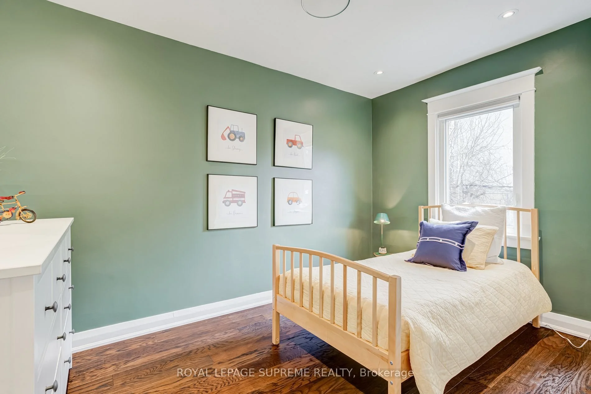 36 Walpole Ave 9.jpg