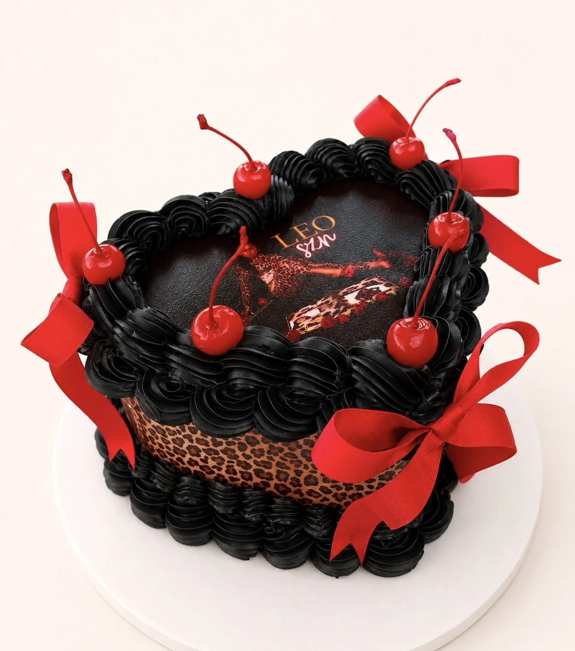 Cherry Noir (6” 2 Layers)