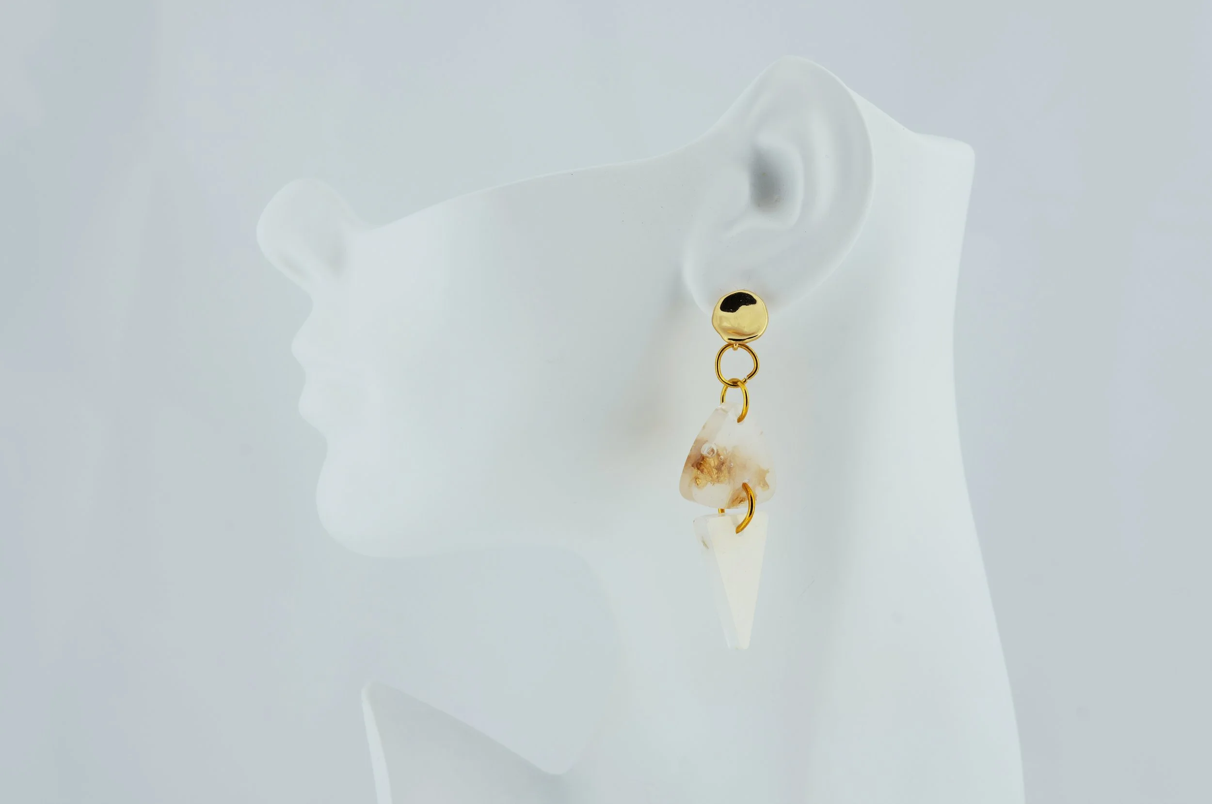 Alabaster w/Gold #2