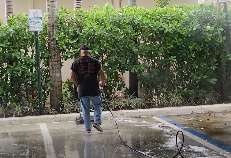 Pressure Wash Parking Lot in Coconut Groove