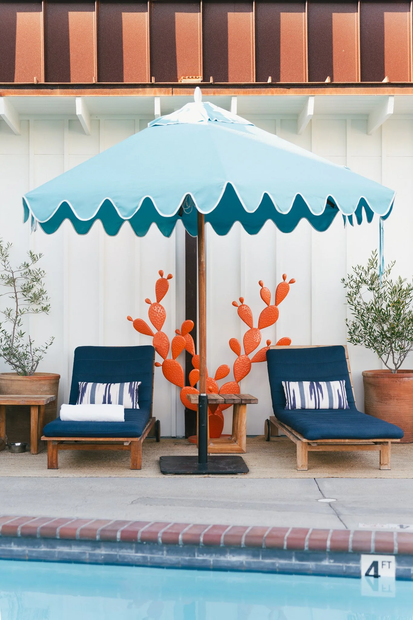 Skyview Motel8.jpg