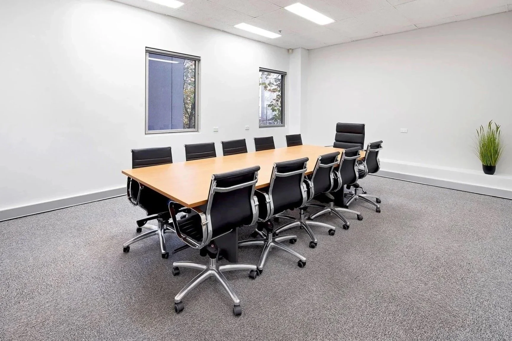 Flagstaff Mediation Centre joint session La Trobe Mediation Room 2 featuring a conference table in a professional setting.