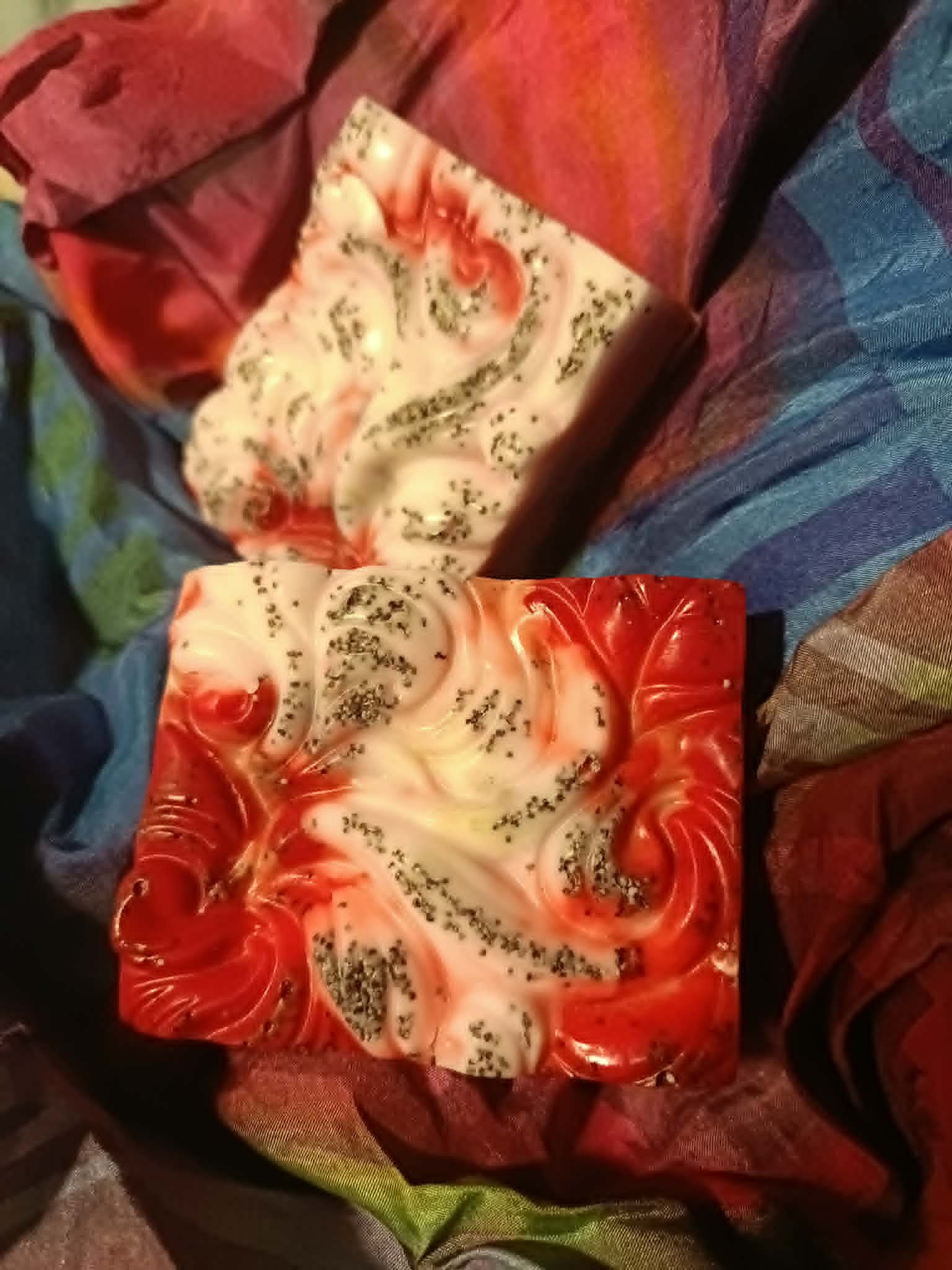 Goats Milk Melt & Pour - Colour explosion - Lily of the valley fragrance
