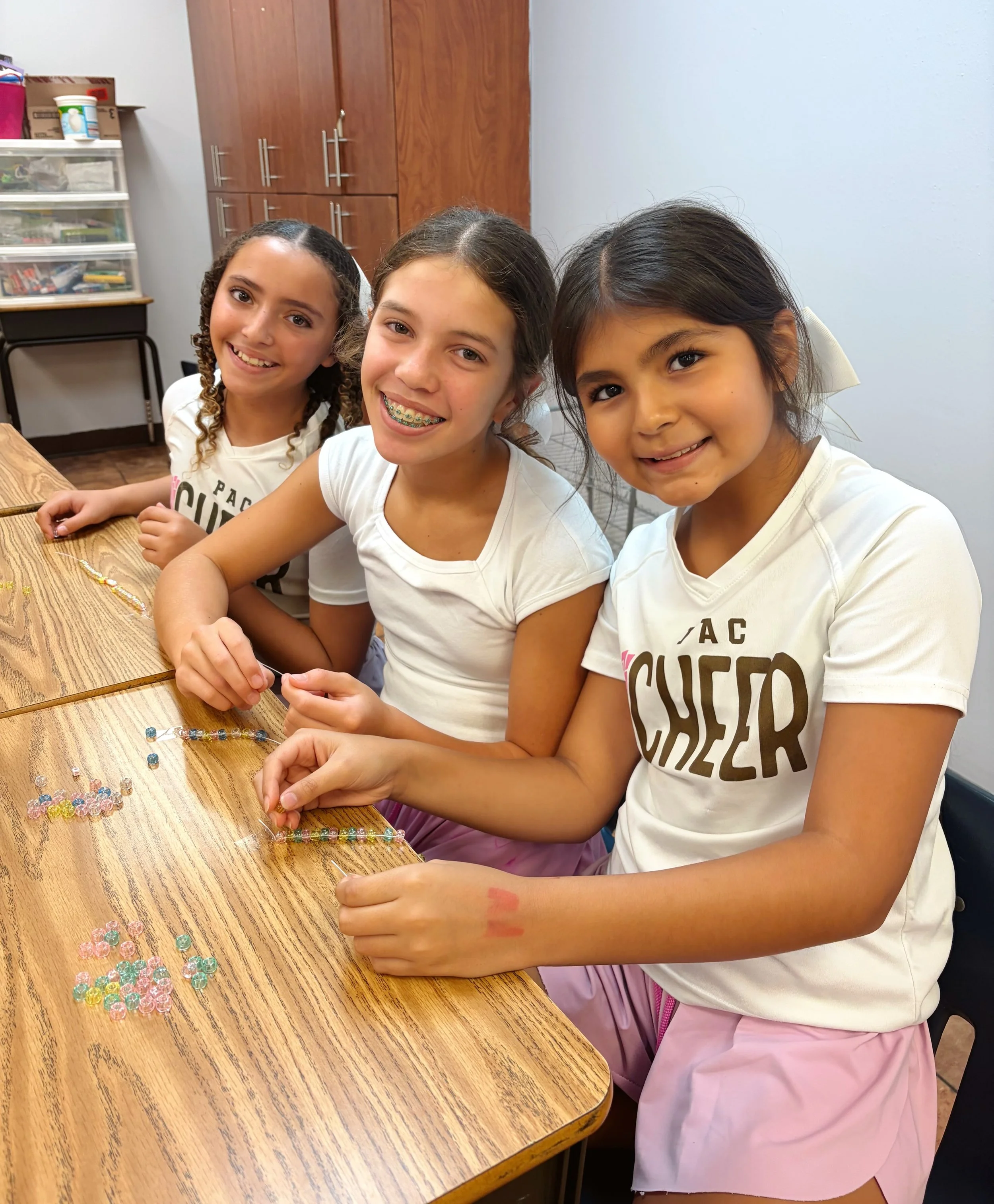 Day 1 of our Pretty in Pink Theme!! Friendship bracelets, DIY lip scrubs, and yoga class. Our campers can&rsquo;t wait for the rest of the week ✨🩷📣😍