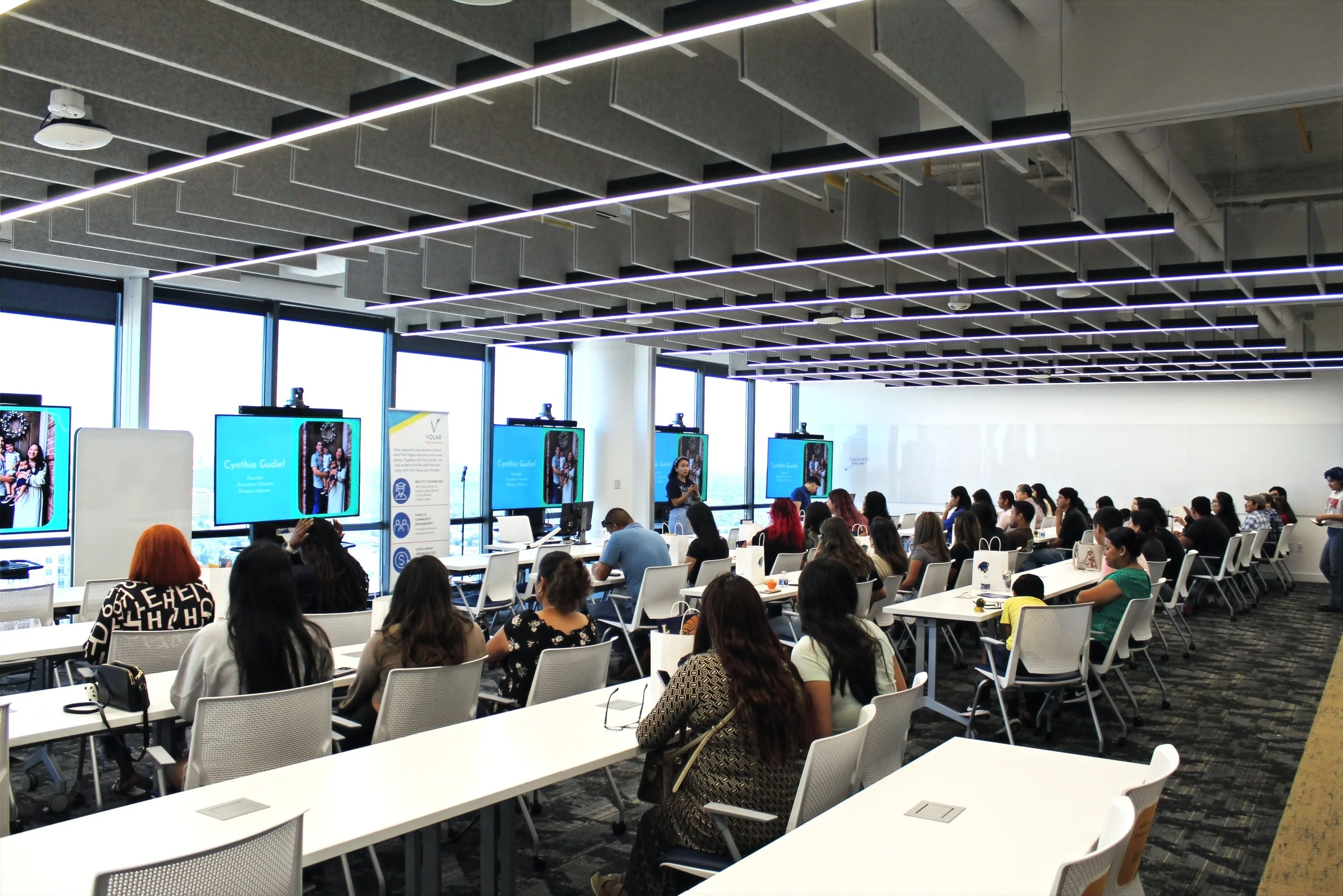 Students at Volar Orientation
