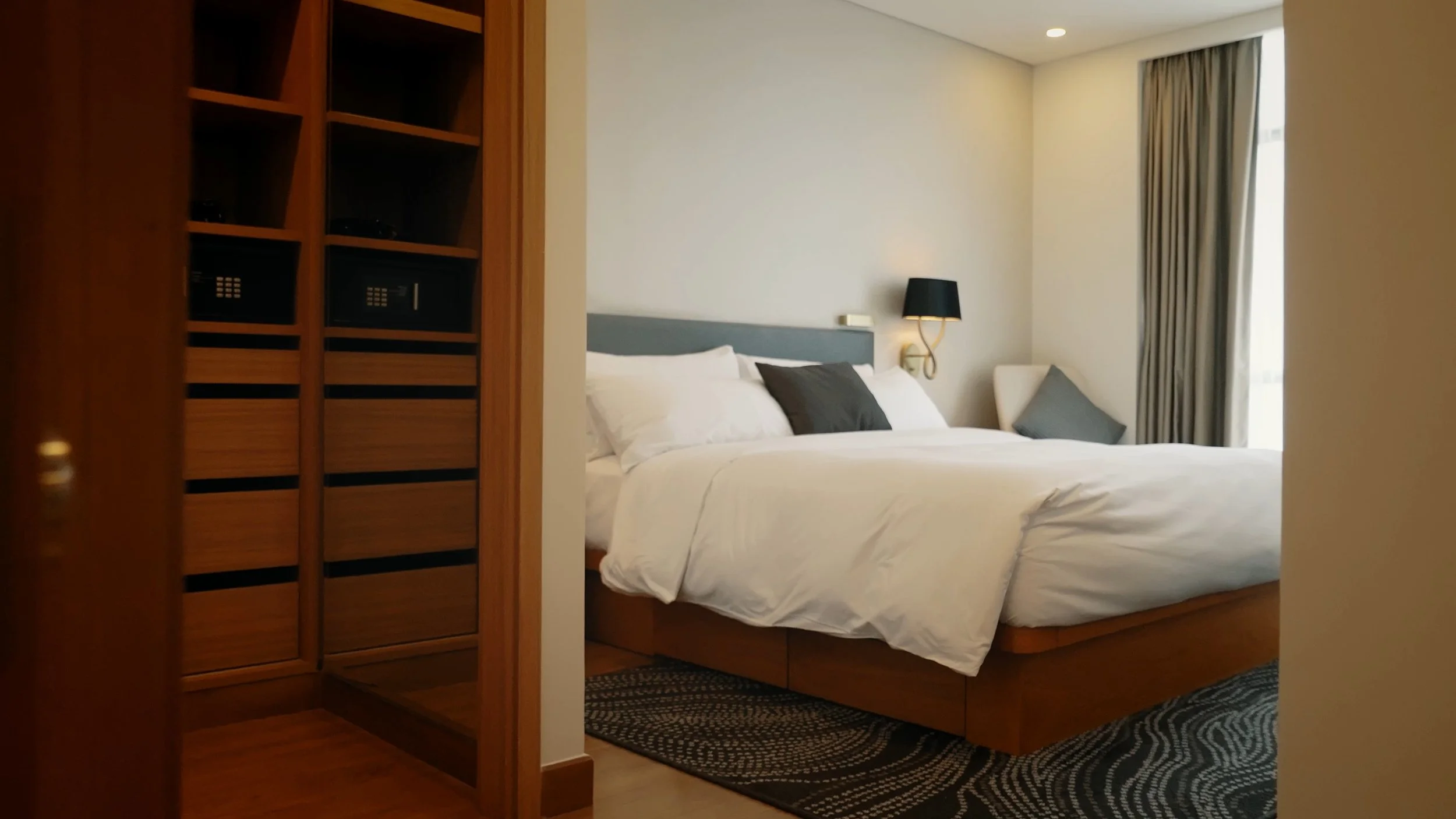 MAIN EDIT_ OAKWOOD RESIDENCE SAIGON_04_39_52_00.jpg