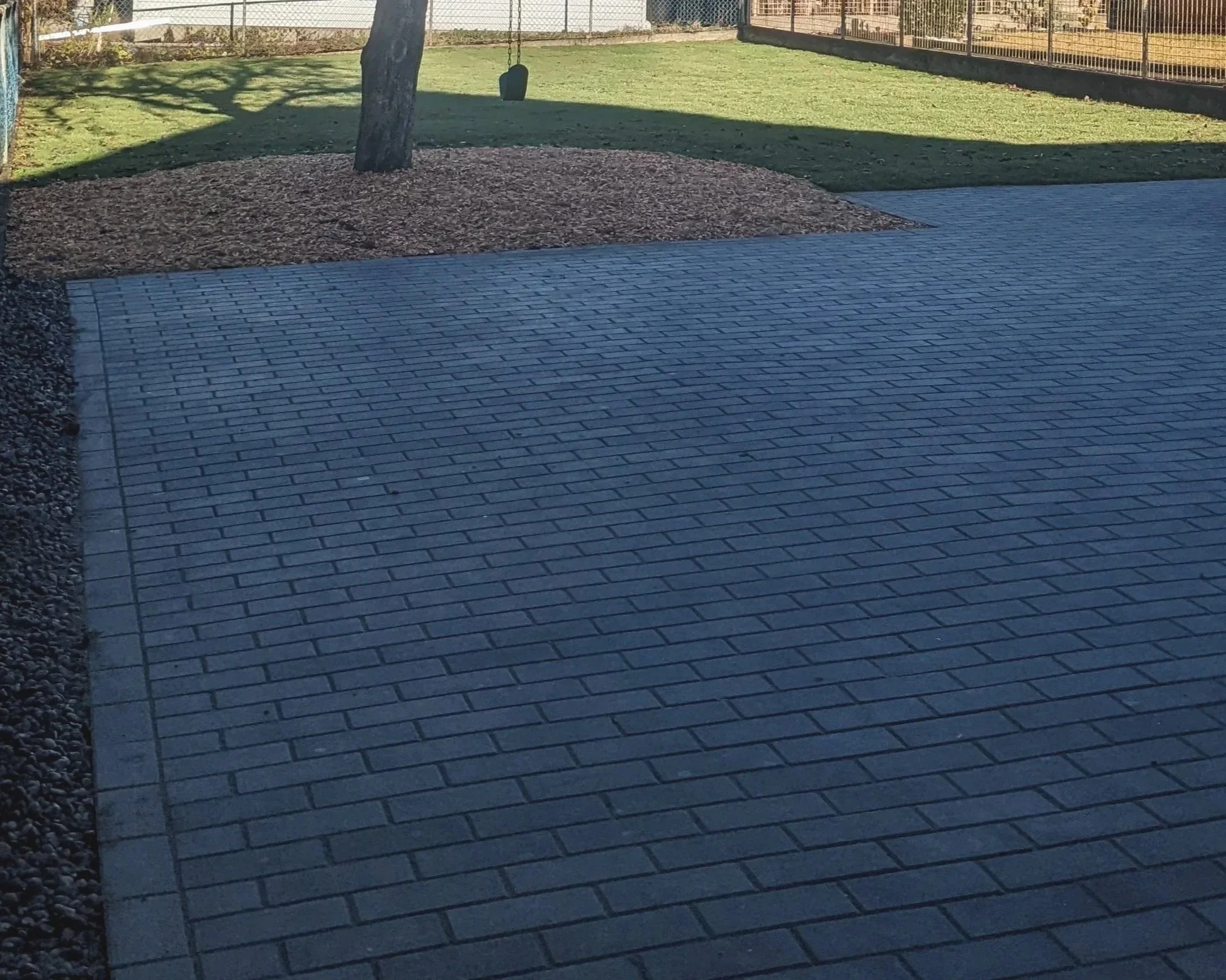Paver patio - Vancouver, BC backyard