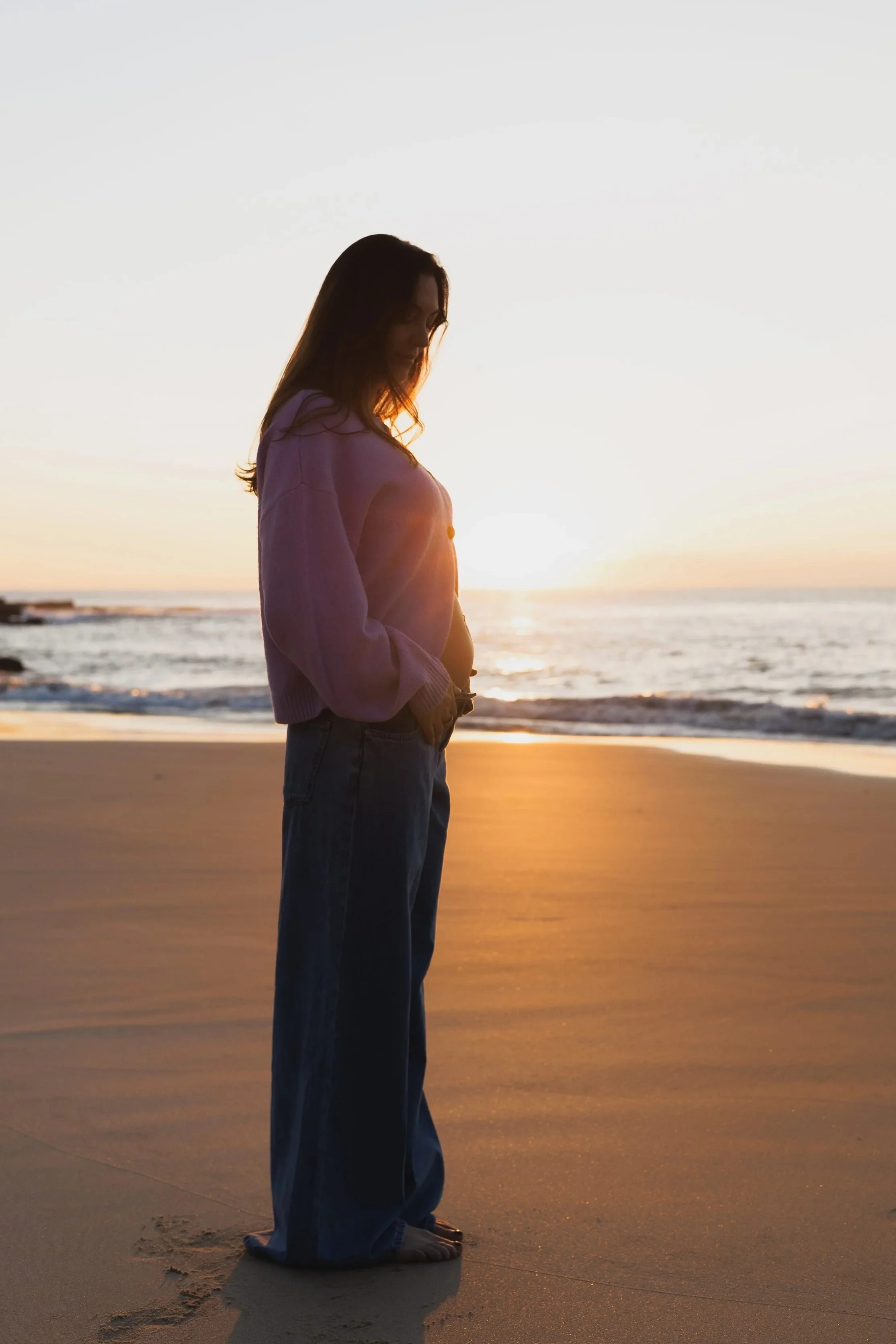 maternity shoot at sunrise