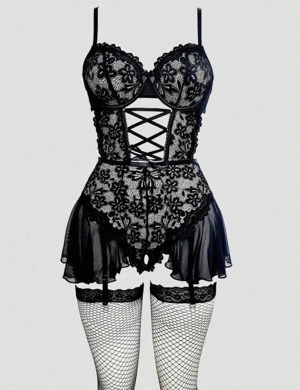 Conjunto Sensual Negro con Medias de Encaje