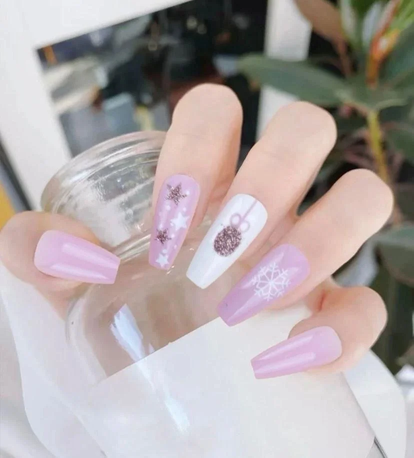 Uñas 75