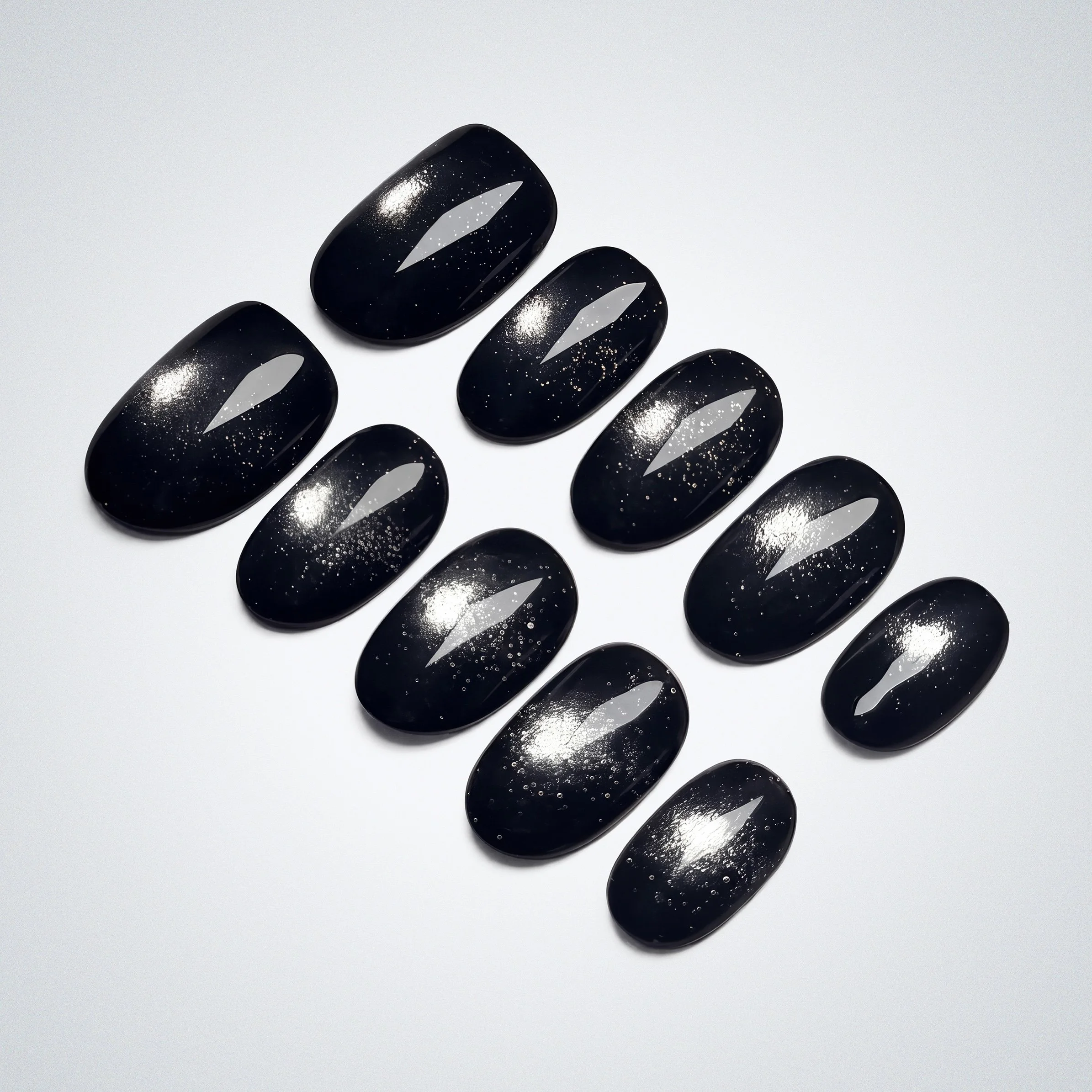Nails_02_a.jpg