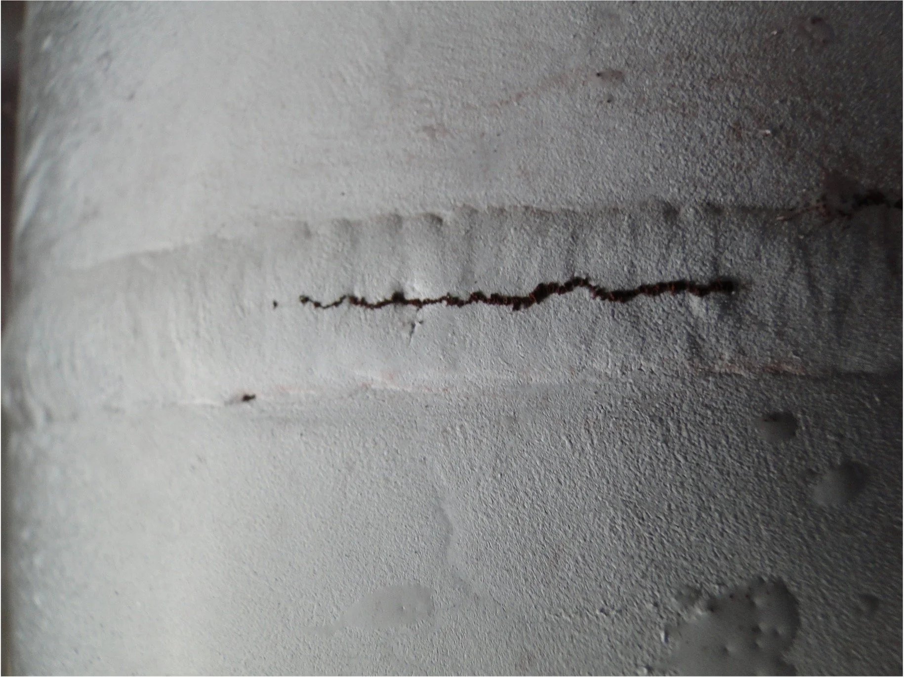 Centre Cracks for PT, MT Specimens