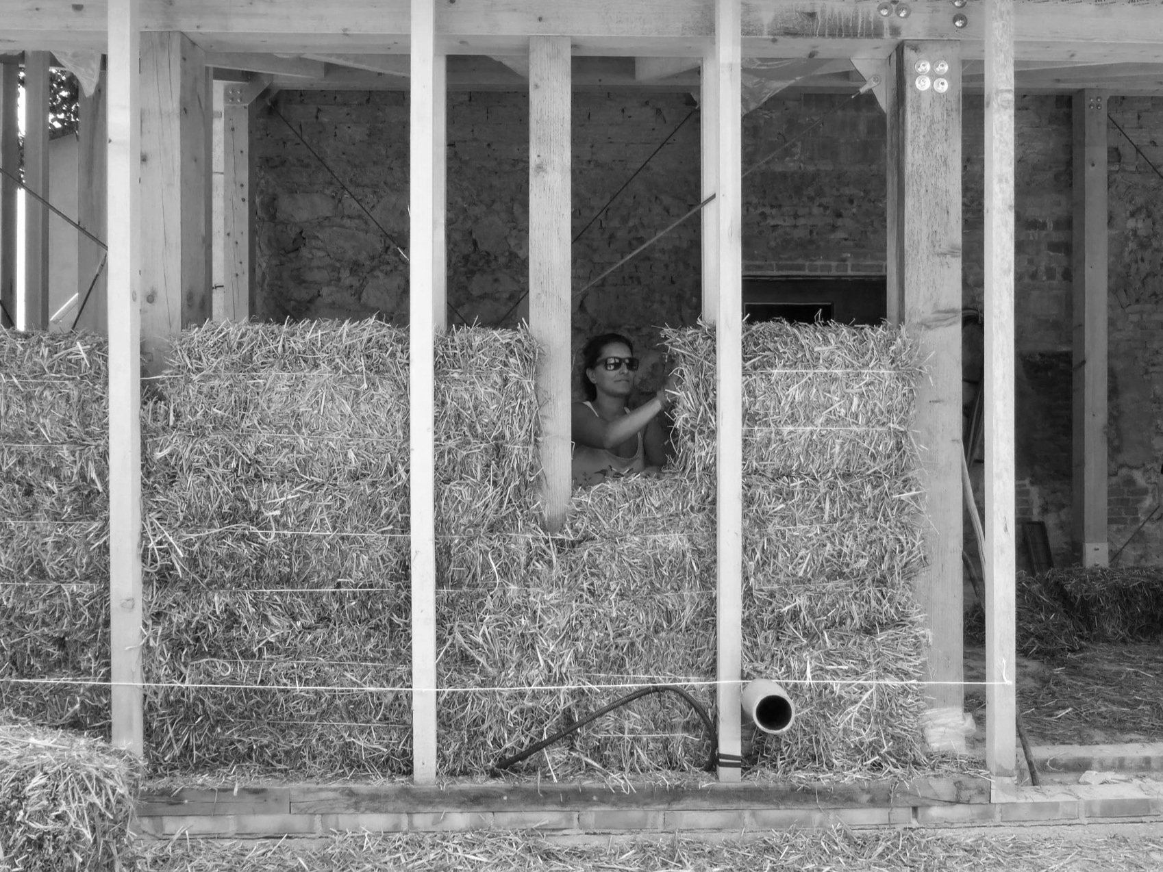 Straw bale wall construction at G.R.E.B. Strawbale House in Hilton, Fremantle
