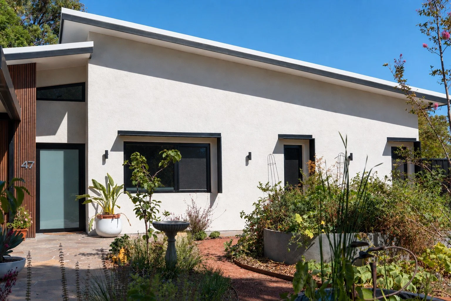 A contemporary hempcrete house in Nedlands. A breathable, low-tox, and energy-efficient family home suited to Perth’s climate.