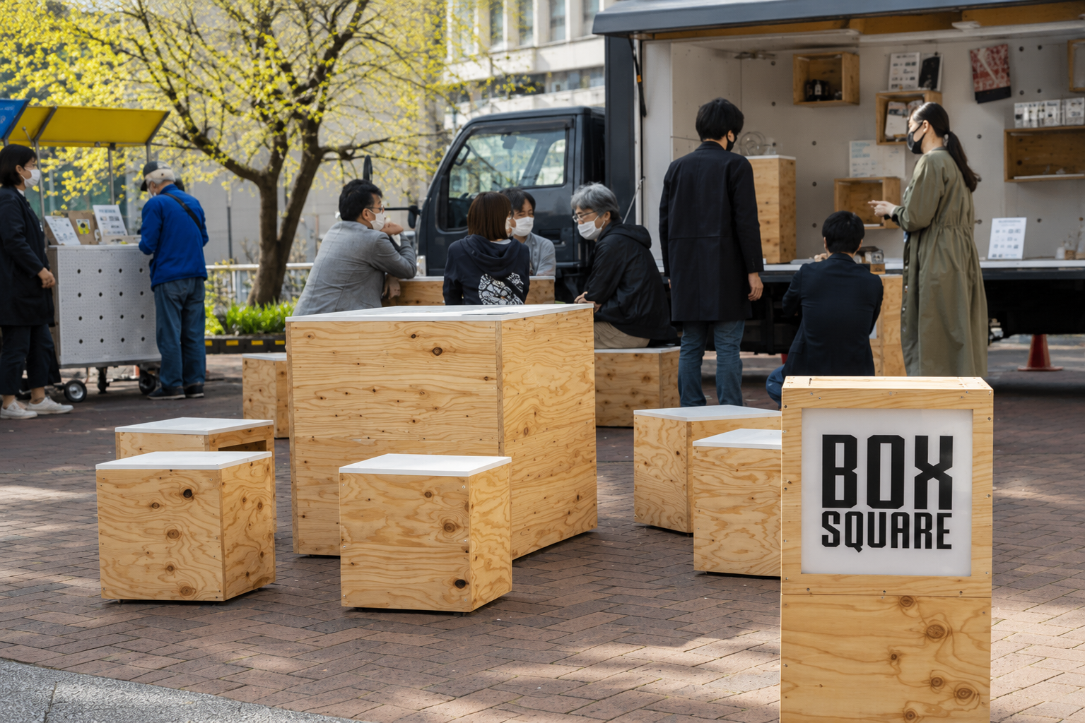 BOX SQUARE看板.png