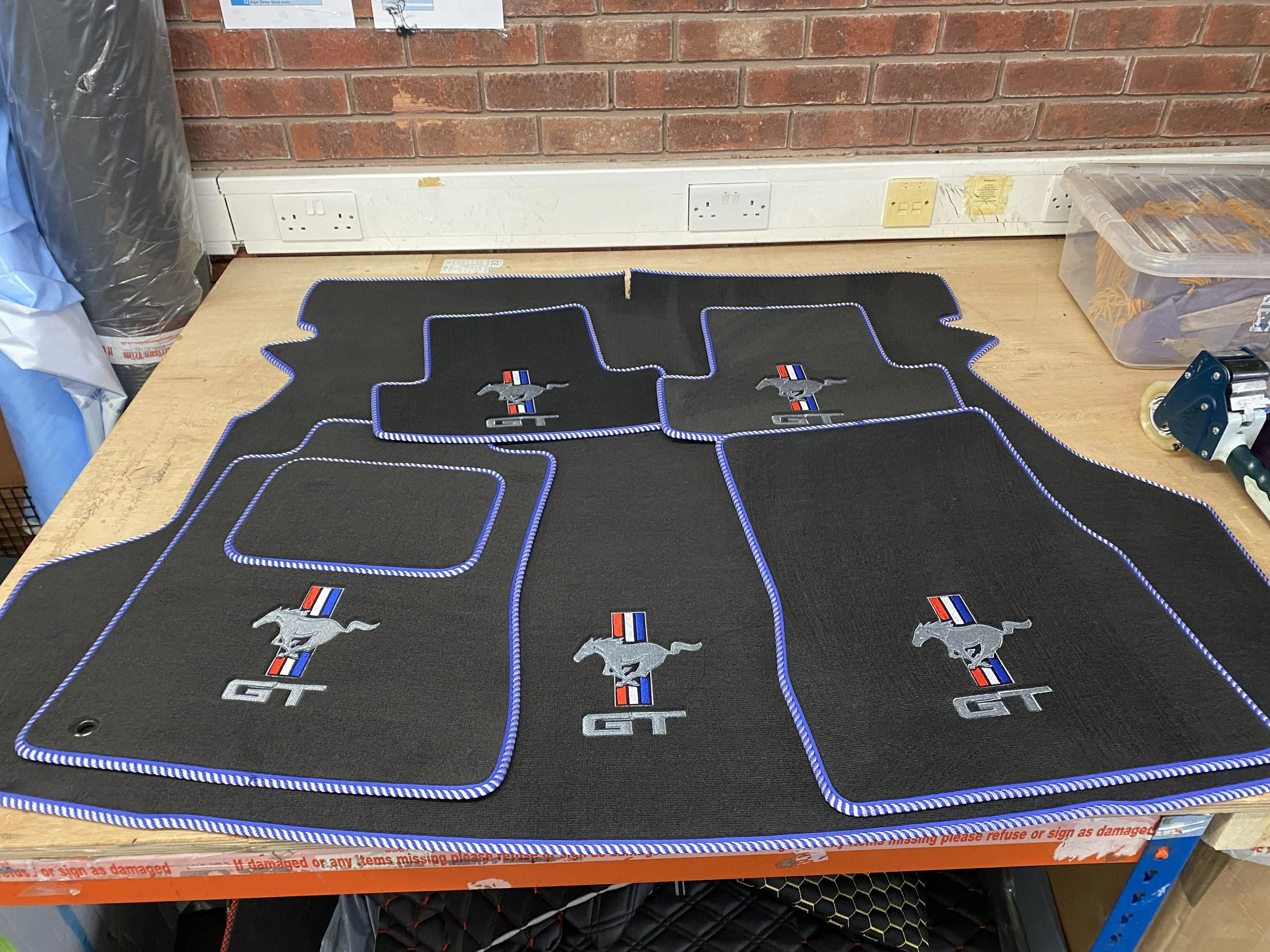 5th Gen S197 Mustang SET OF 4 MATS AND MATCHING BOOT MAT