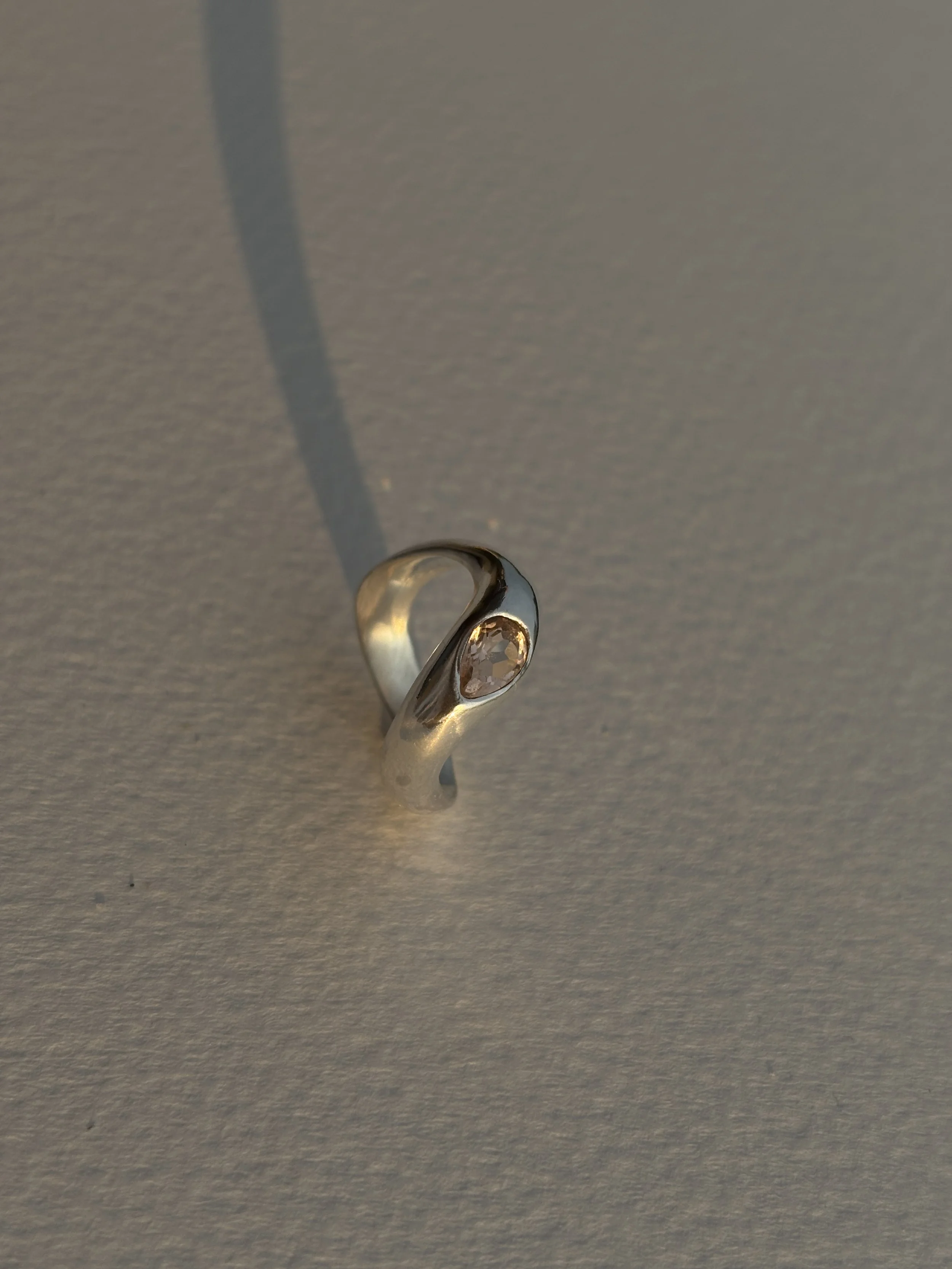 Bague or 18 carats et morganite.JPG