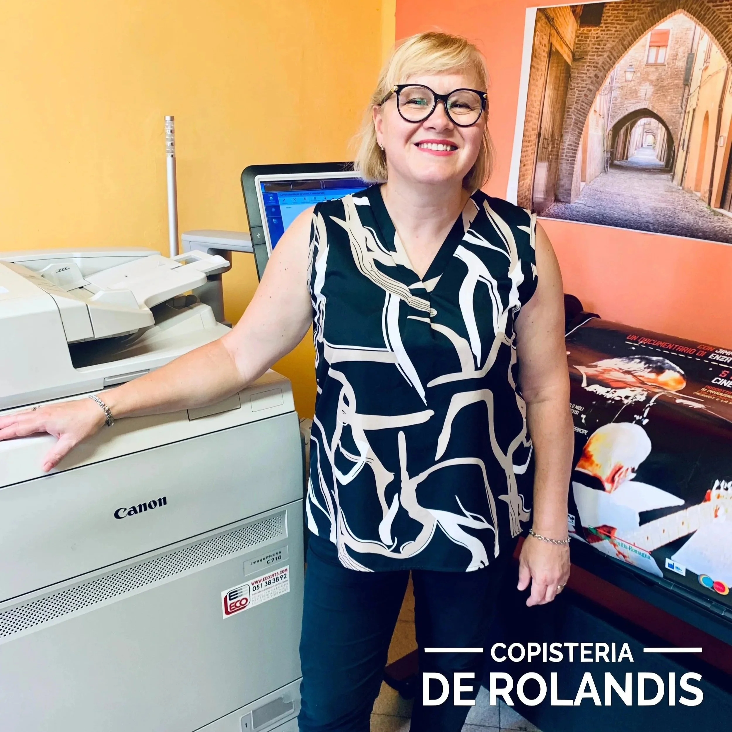 Copisteria De Rolandis, di Barbara Cesari. Stampa di materiale promozionale. Bologna