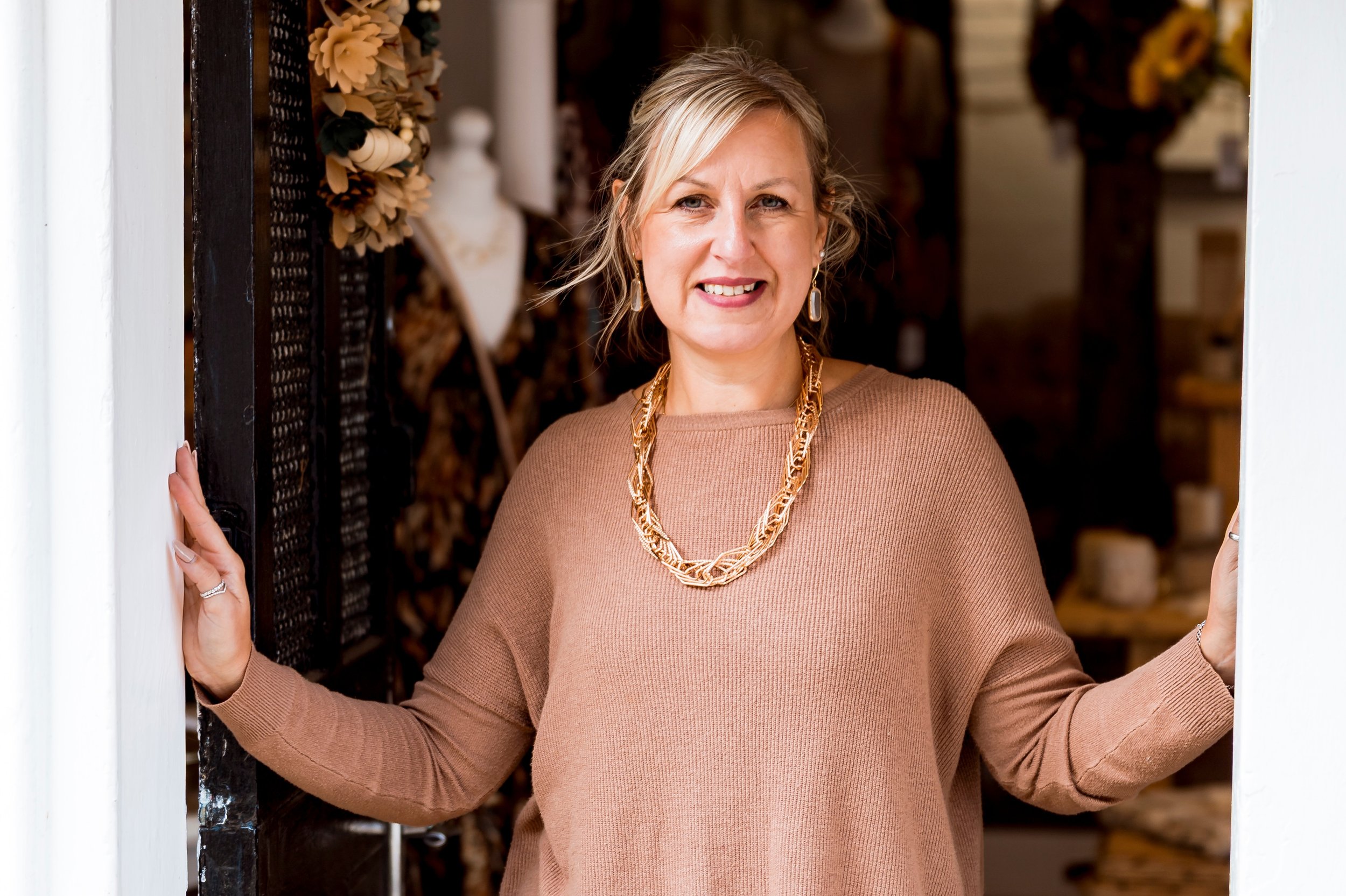 Alison from A Boutique invited me along yesterday to get some new shots for the shop, the unique one located on the Thoroughfare in Harleston, if you haven&rsquo;t been in yet (you definitely should).

The light&hellip; honestly. Was golden, low autu