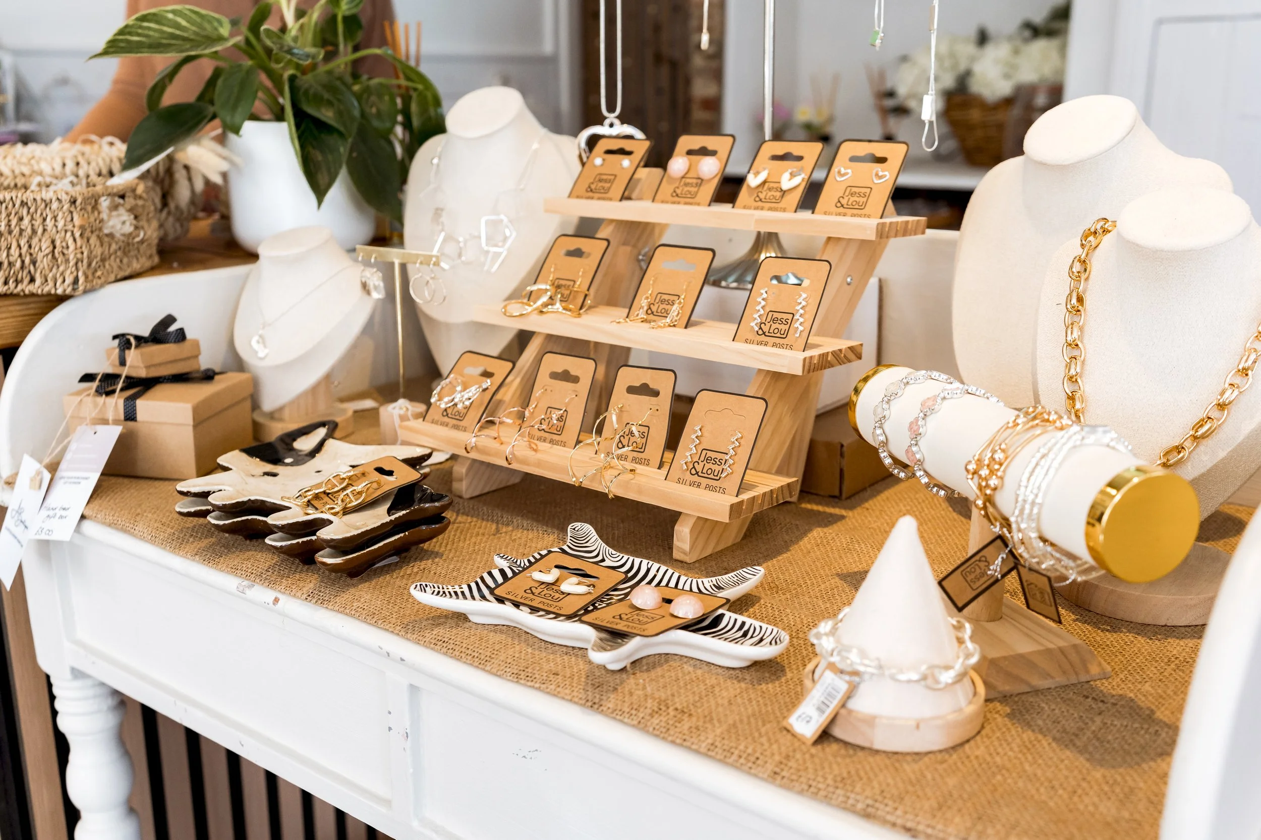A Boutique - Magpie Magpie Photography-25.jpg