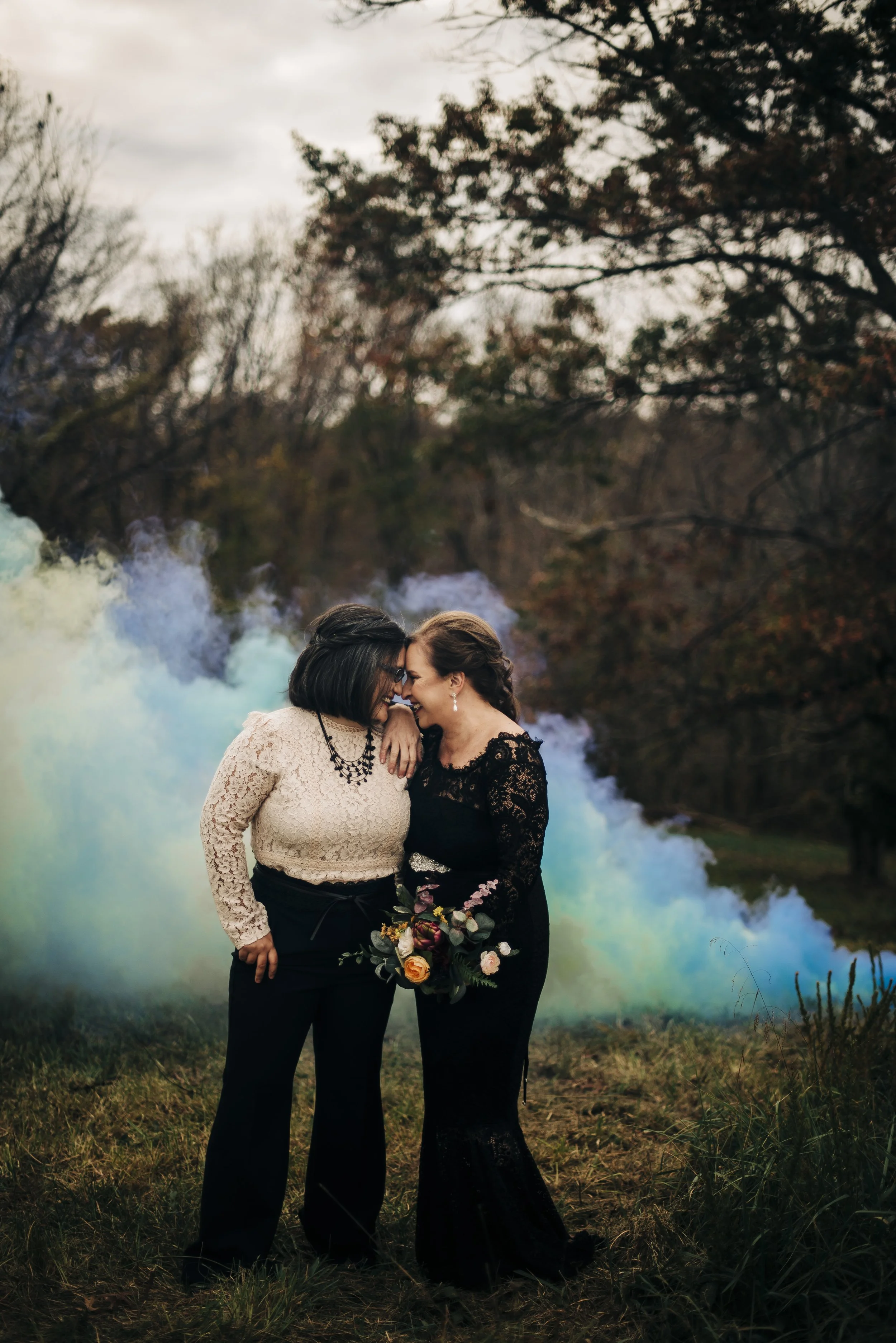 smokebomb-halloween-wedding-portraits.jpg
