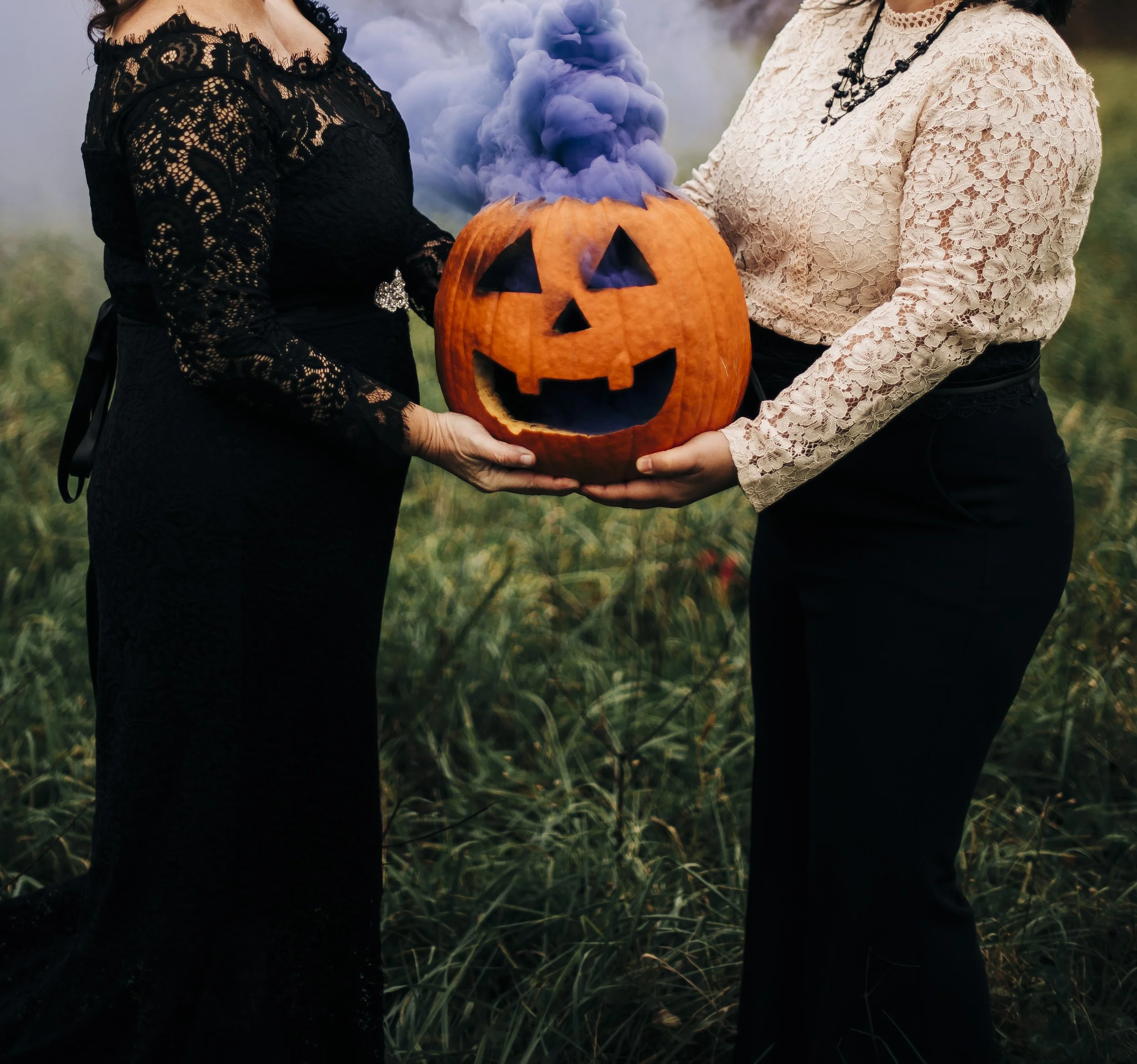 halloween-pumpkin-details-wedding.jpg