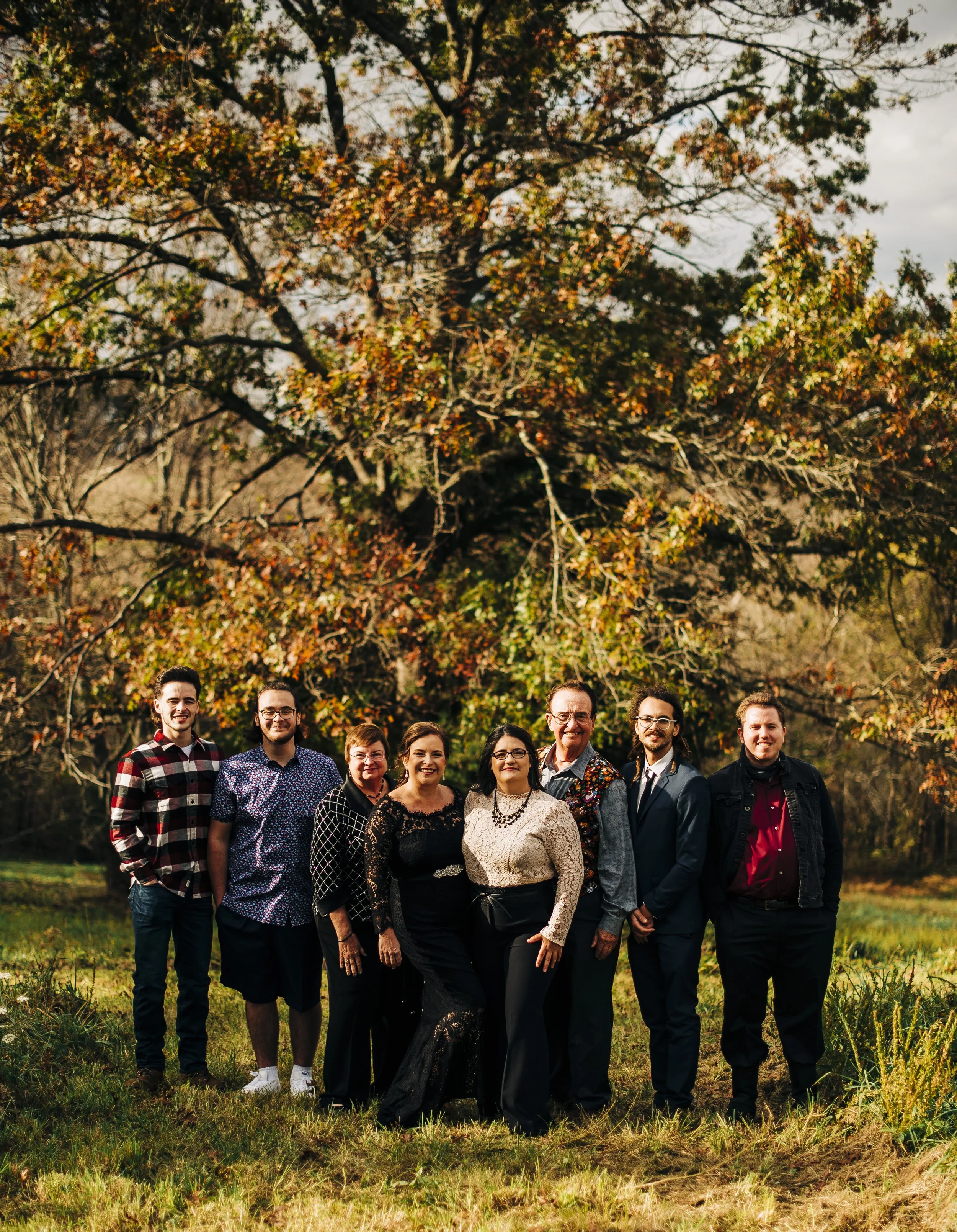 halloween-wedding-family-portrait.jpg