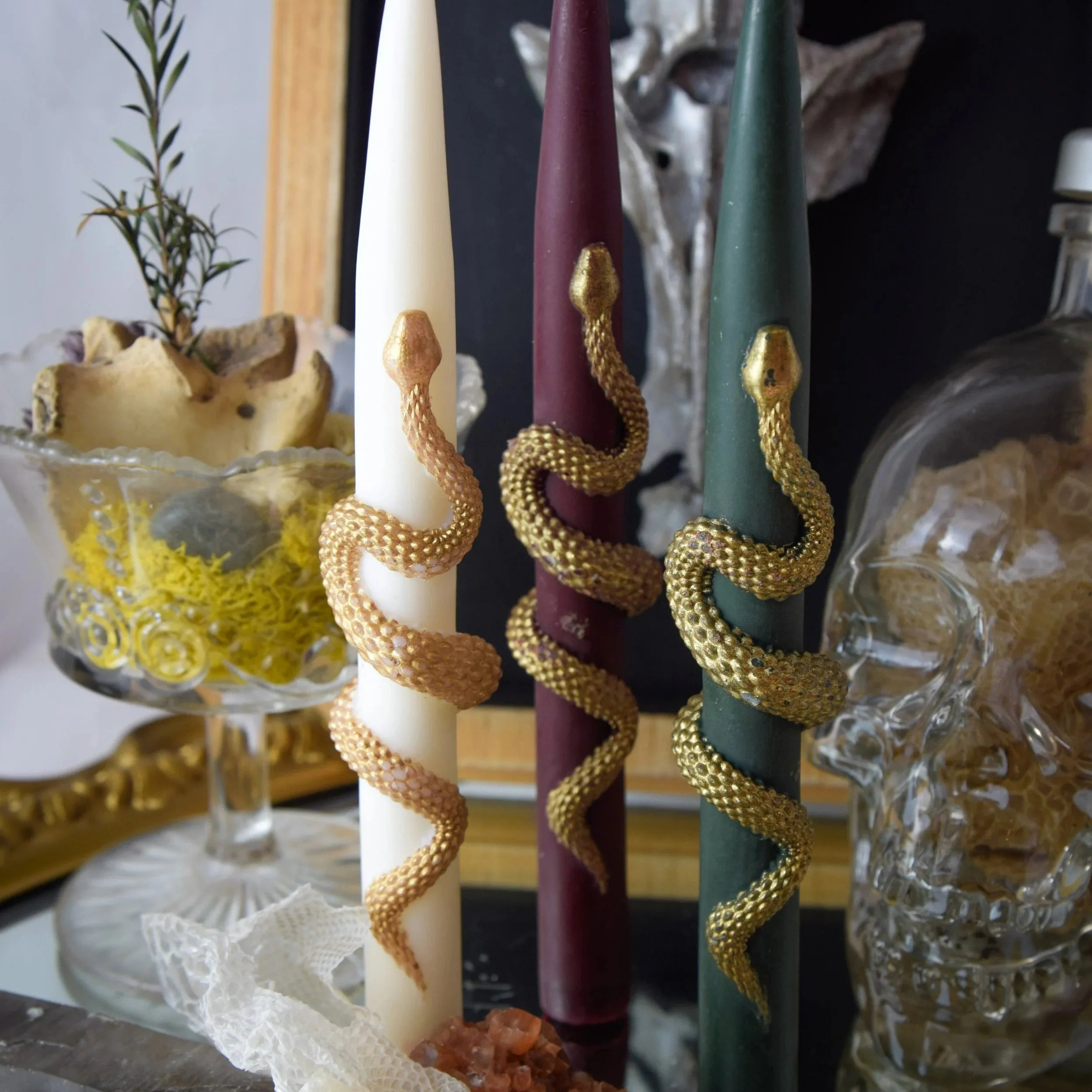 VR.Candle tapered snake candles