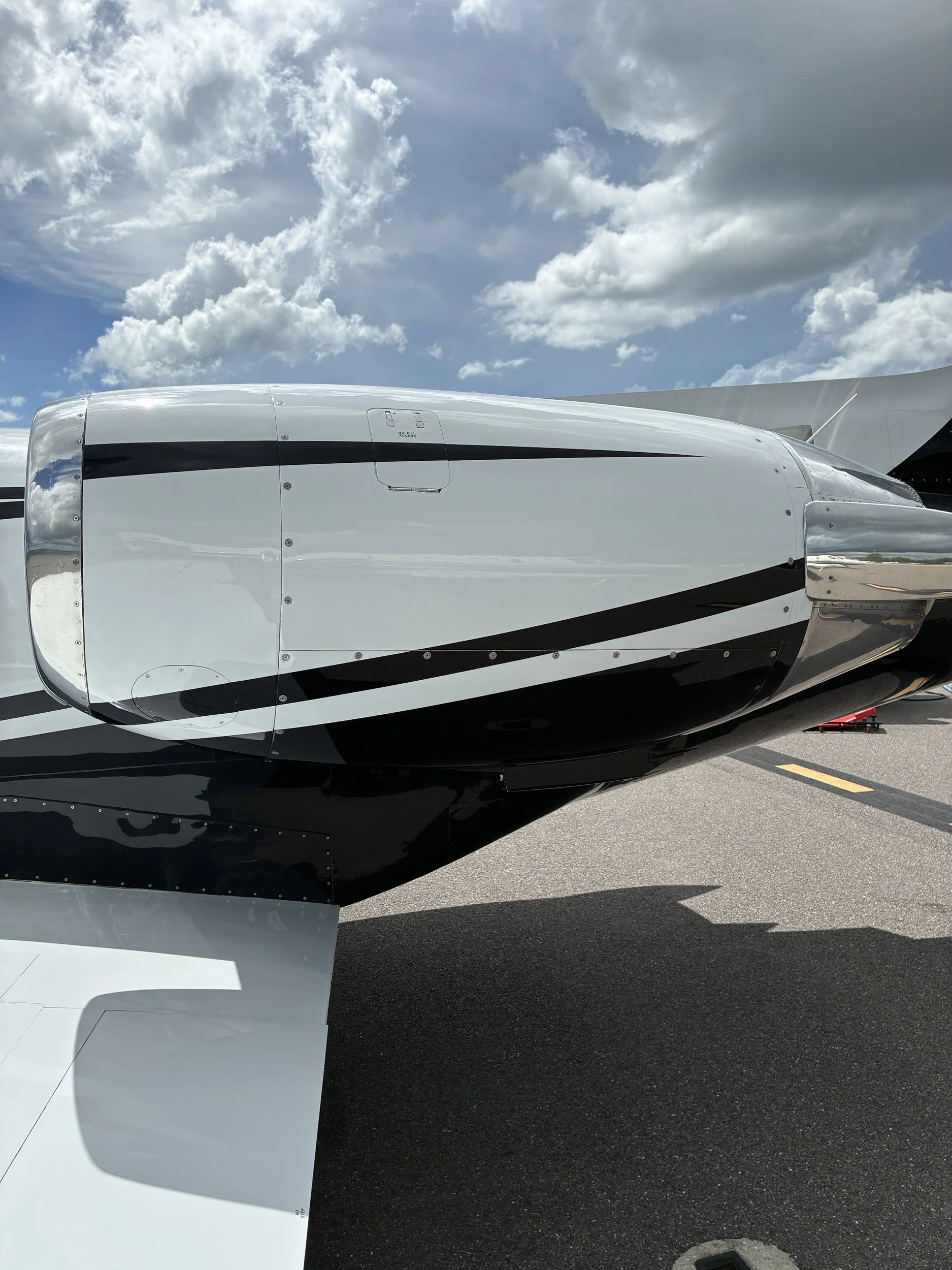 citation-ii-engine-nacelle-side.jpg