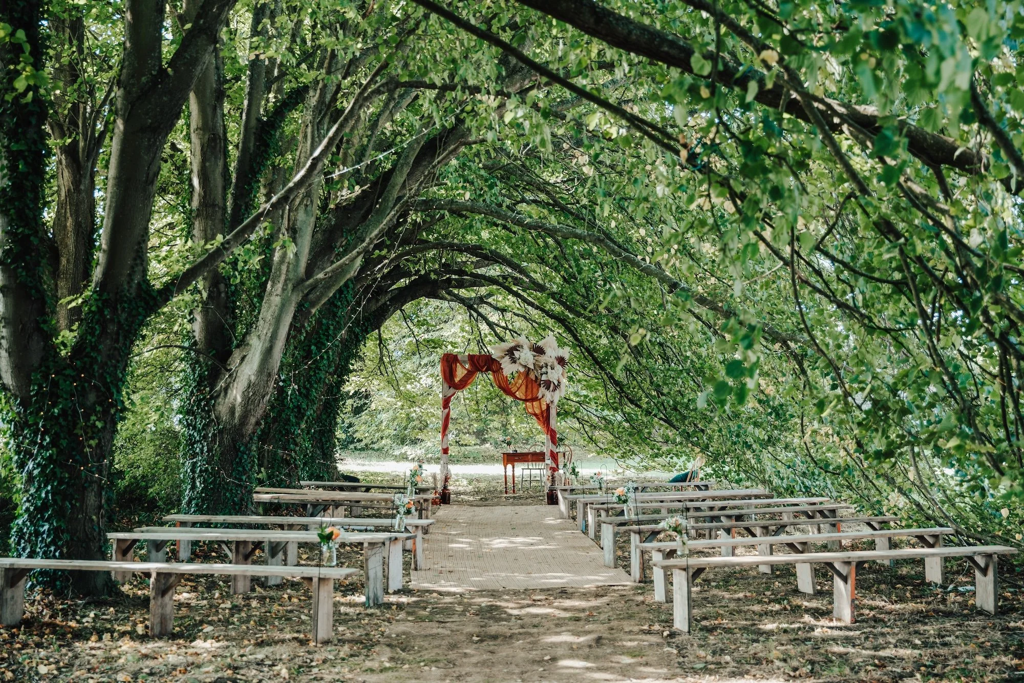 Wonderlands Wedding Decor 8.jpg