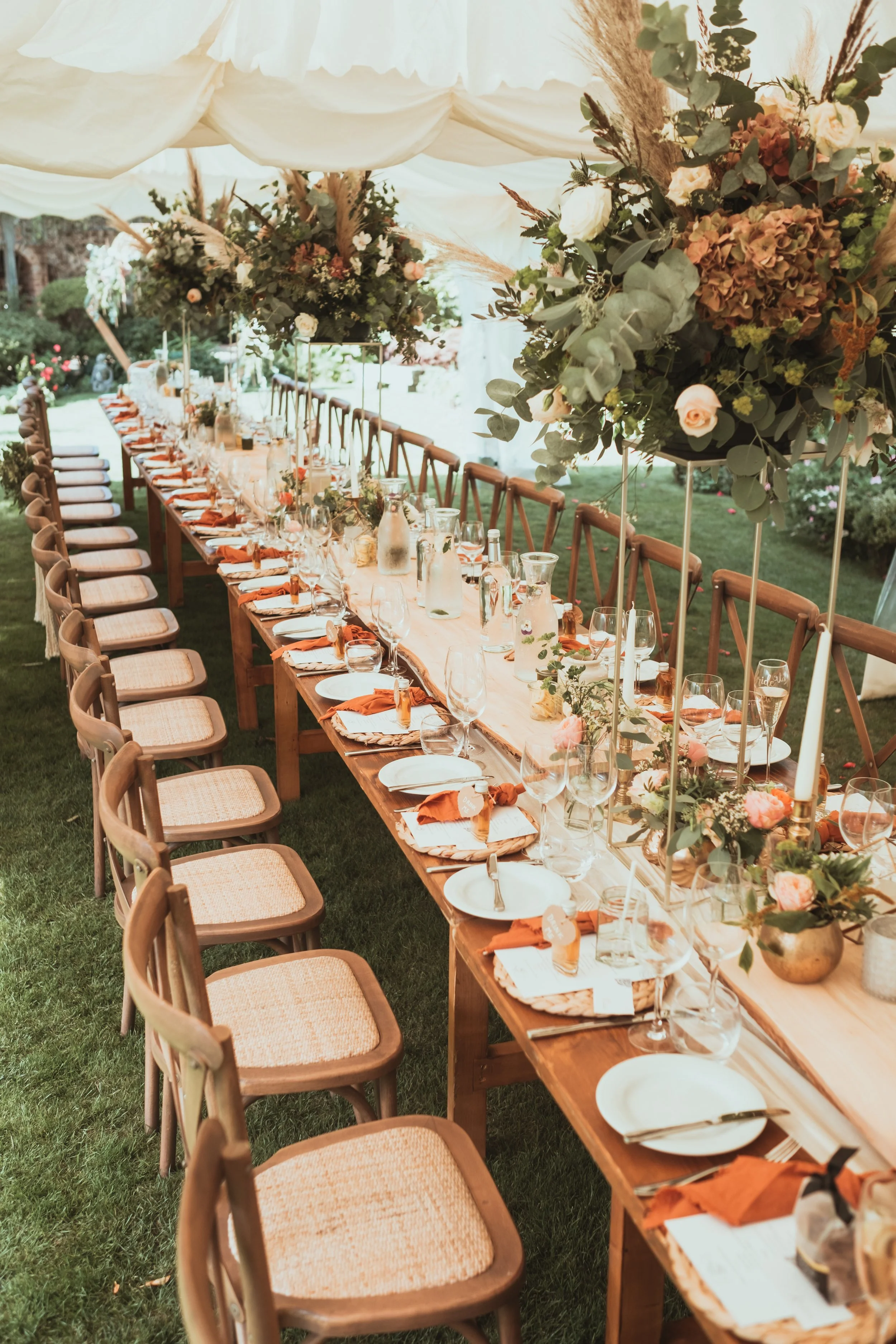 Dinner party decor & florist