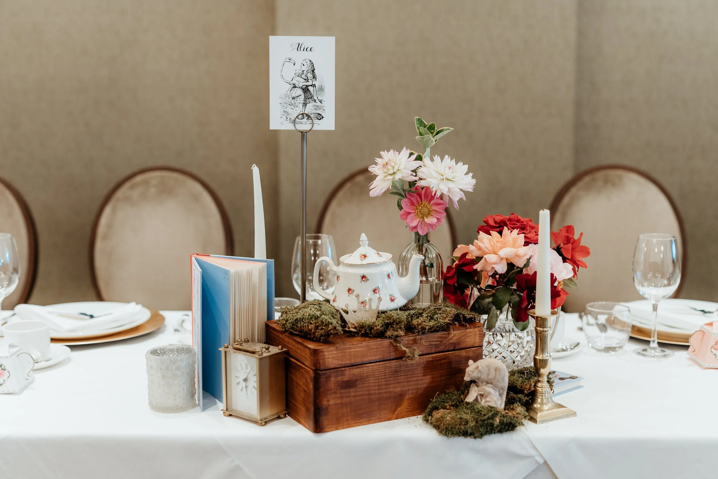 Dinner party decor & florist