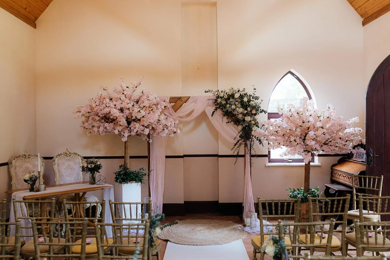 Wonderlands Wedding Decor Jersey Florist Stylist