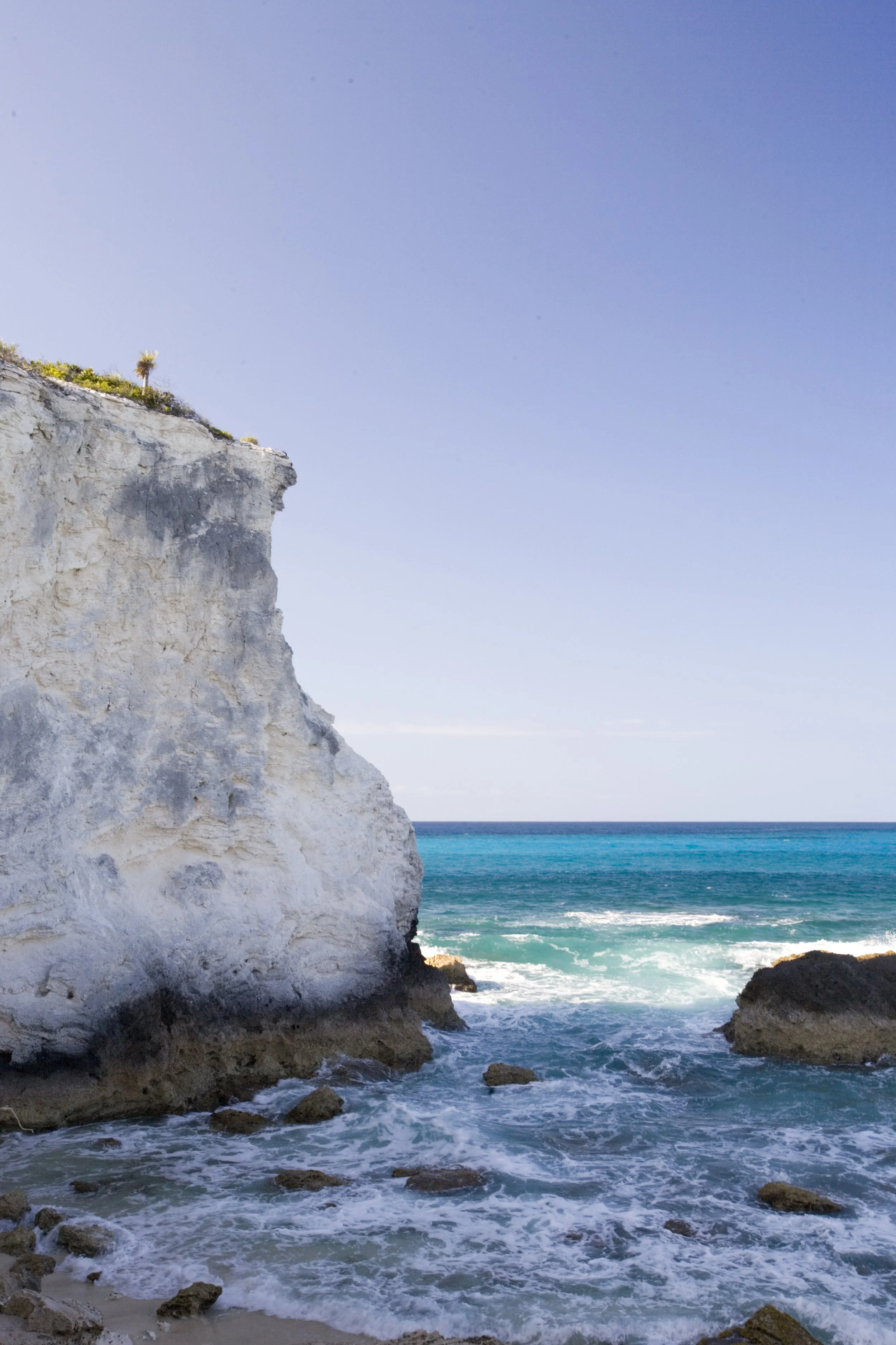 Cliff & Atlantic Ocean at Columbus Monument