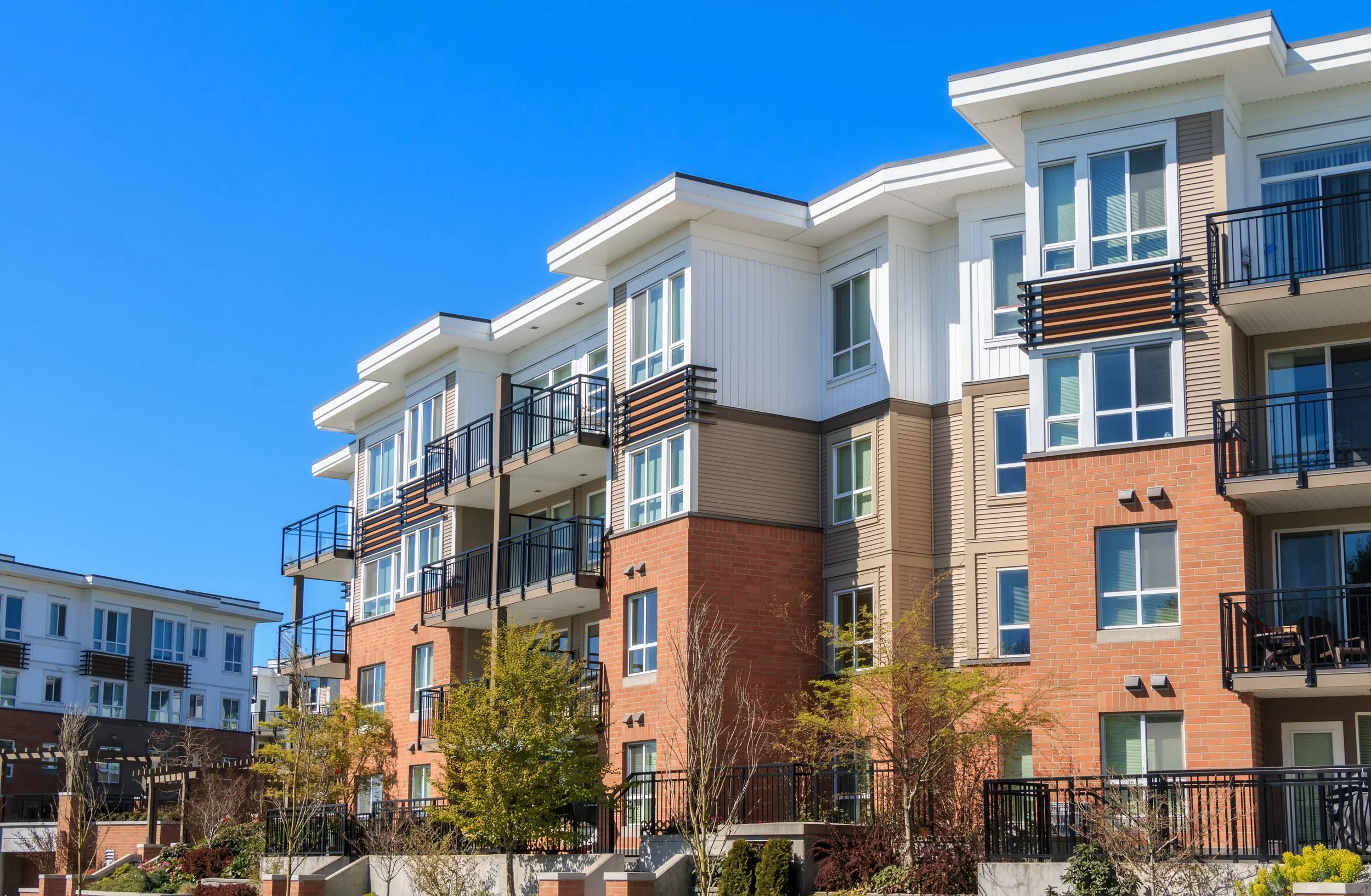 Multifamily apartment community illustrating the types of residential properties that benefit from independent K9 bed bug inspections.