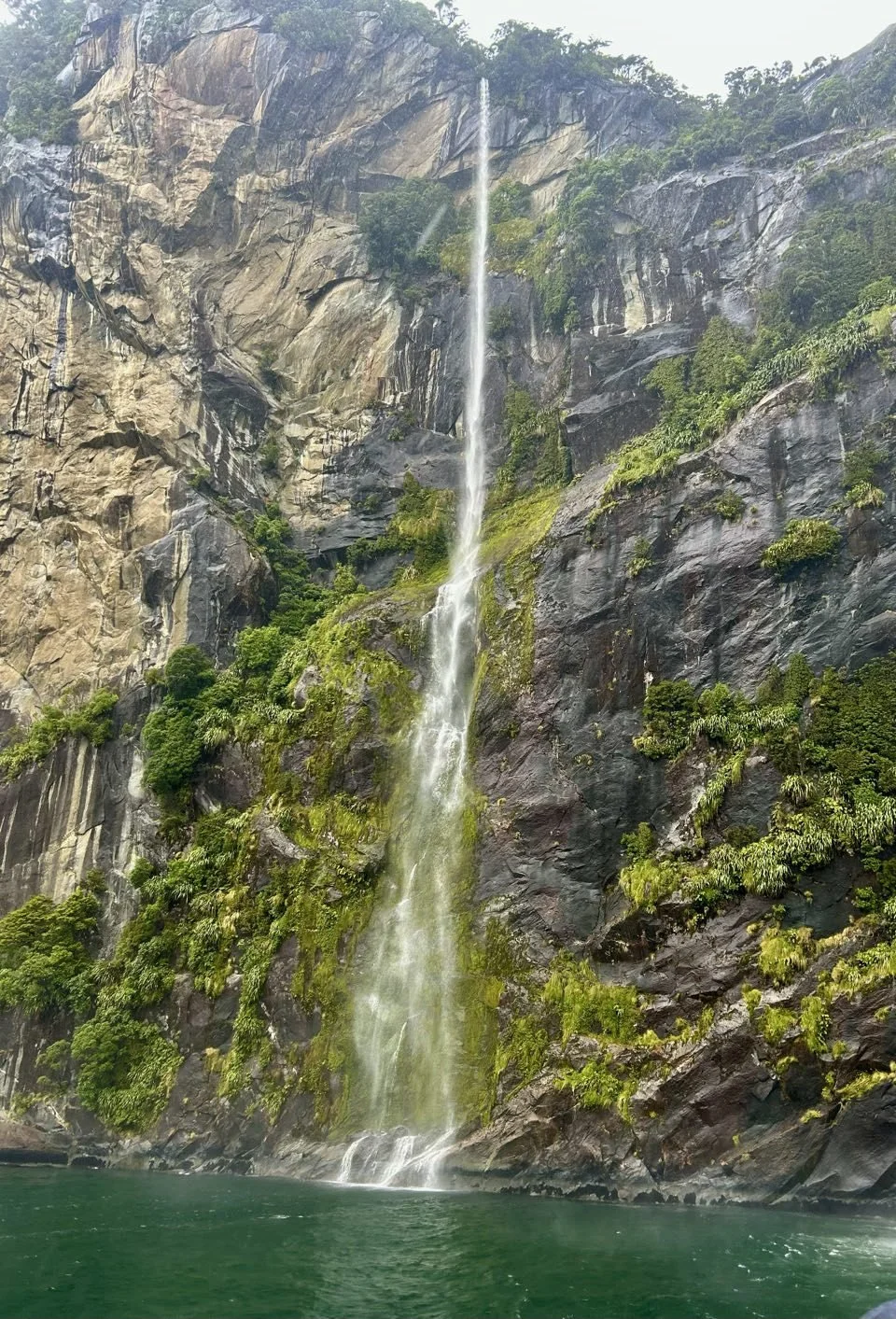 123_2026-03-27_milford-sound.jpg