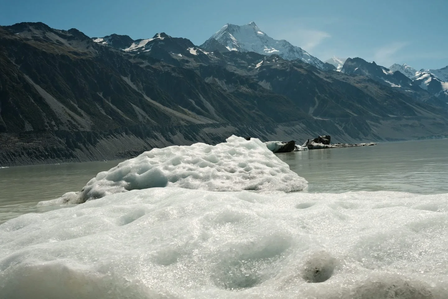 037_2026-03-23_aoraki-mount-cook-national-park-glacier-.jpg