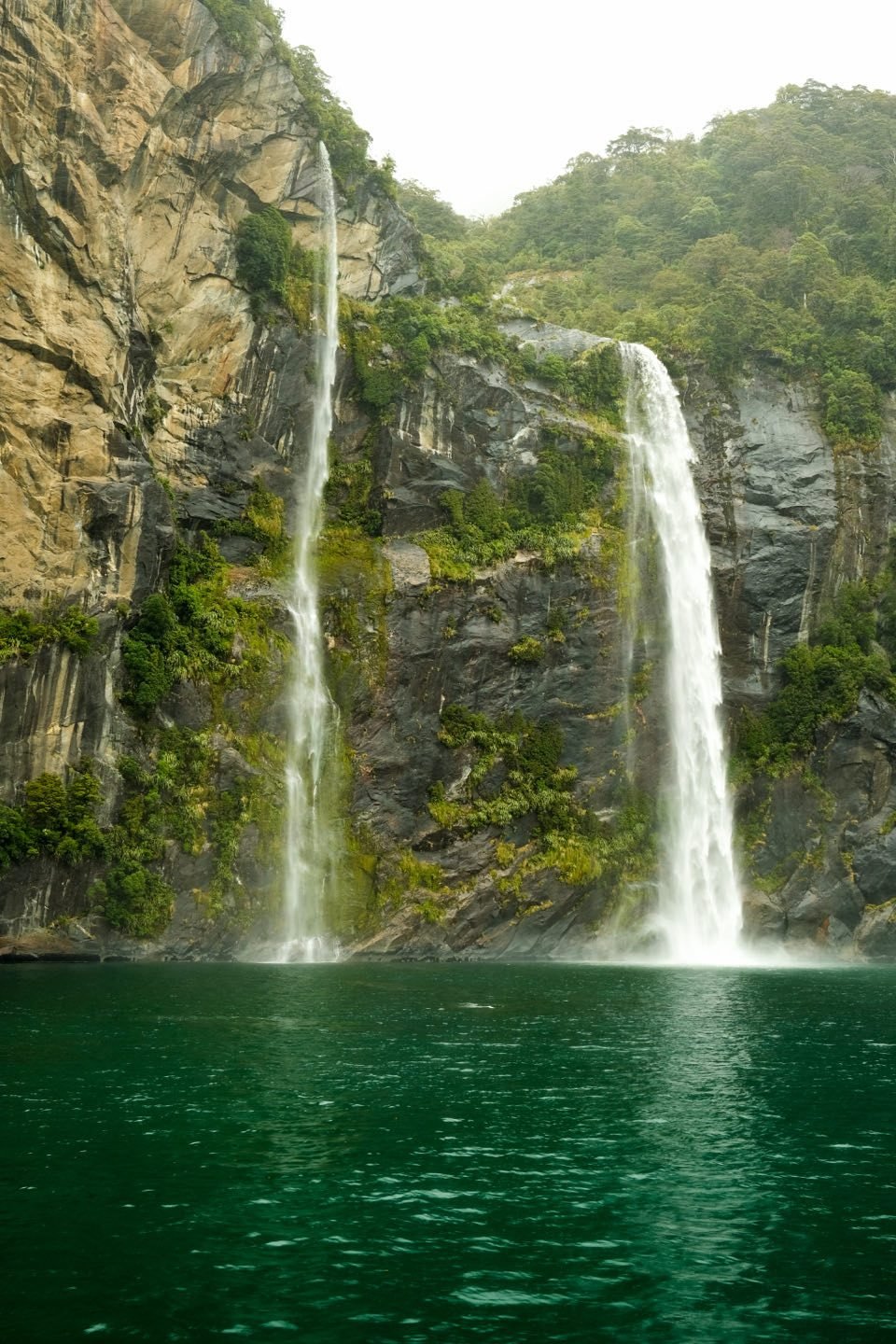 121_2026-03-27_milford-sound.jpg