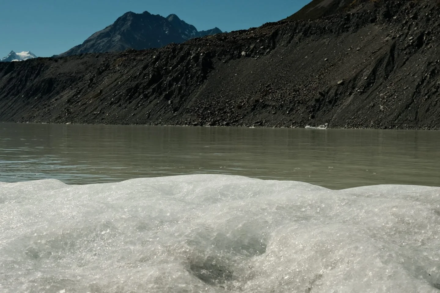 039_2026-03-23_aoraki-mount-cook-national-park-glacier-.jpg