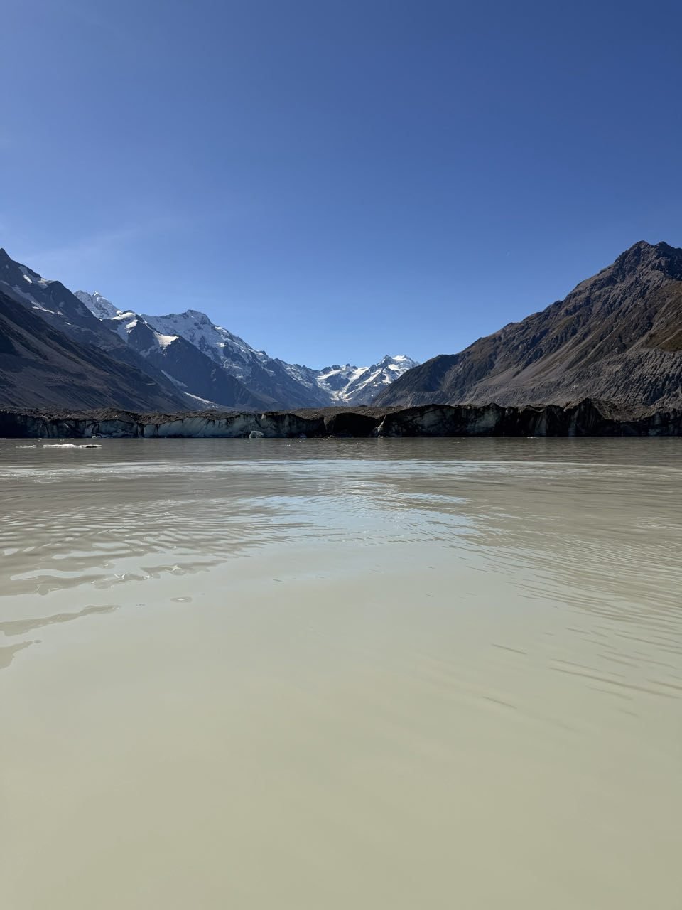 031_2026-03-23_glacier-lake.jpg