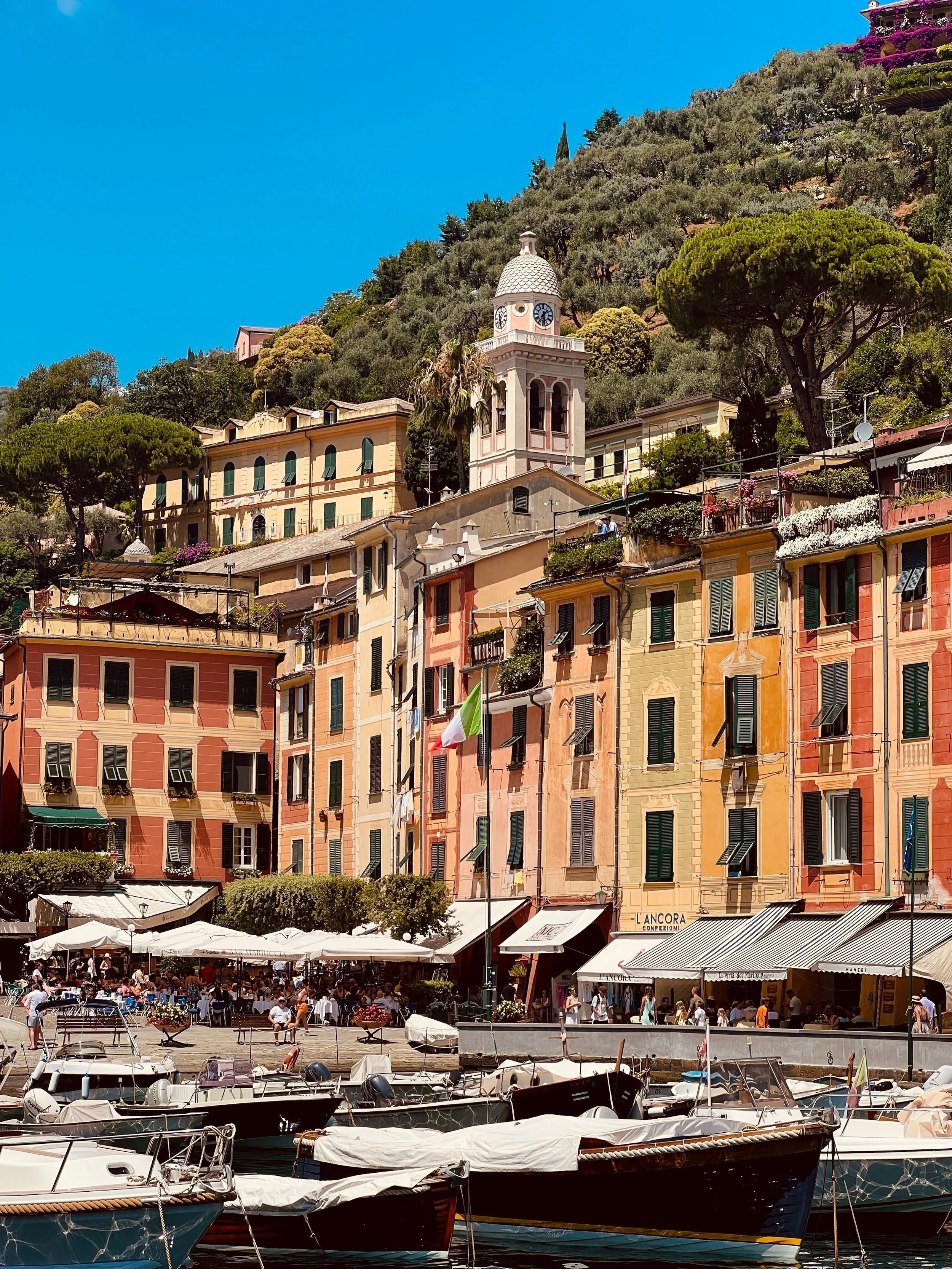 Panoramic view of Ventimiglia's historic old town, coastline, and Mediterranean Sea, showcasing accommodation in ventimiglia and holiday rentals in liguria near the Italian Riviera.