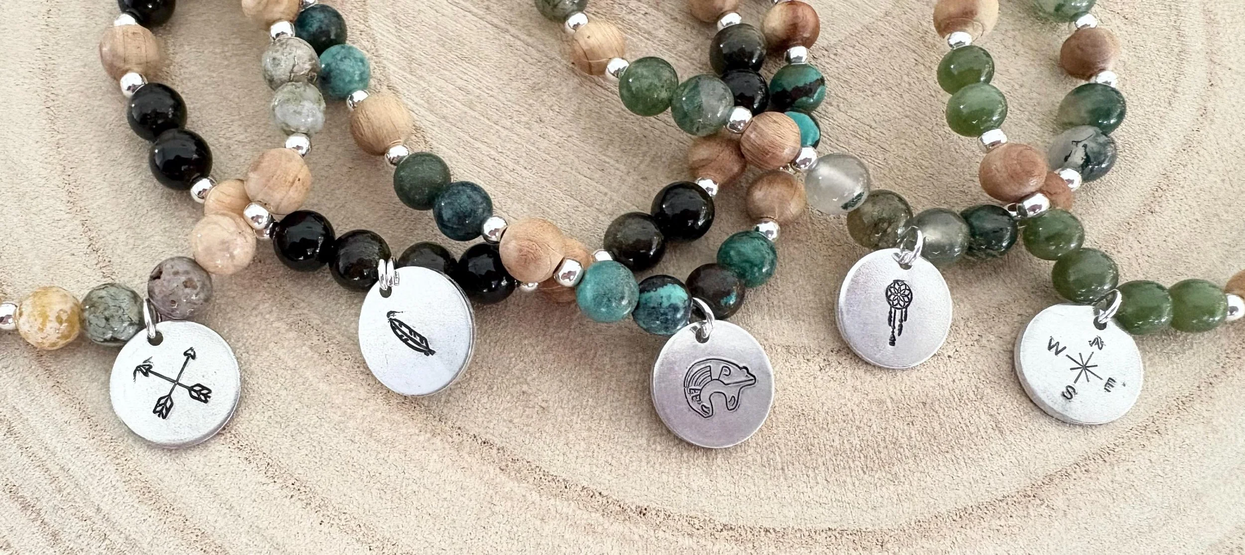 https://i.etsystatic.com/35912388/r/il/da438c/8139160142/il_fullxfull.8139160142_eyq0.jpg