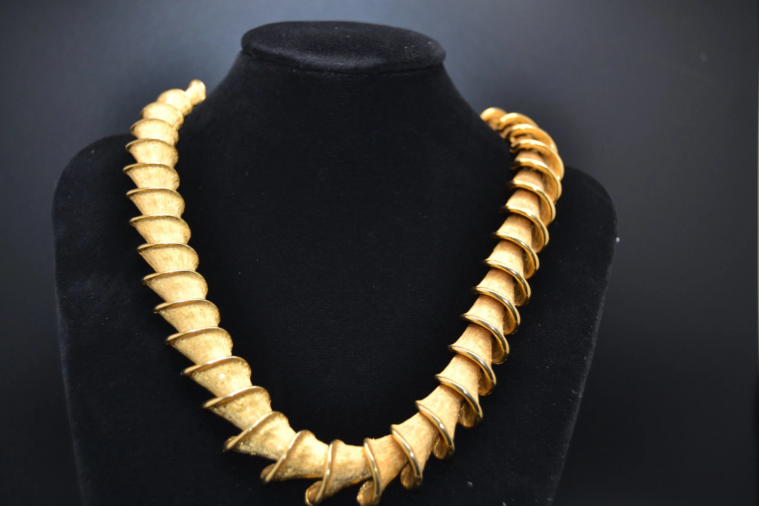 Vintage Kramer Collar Necklace