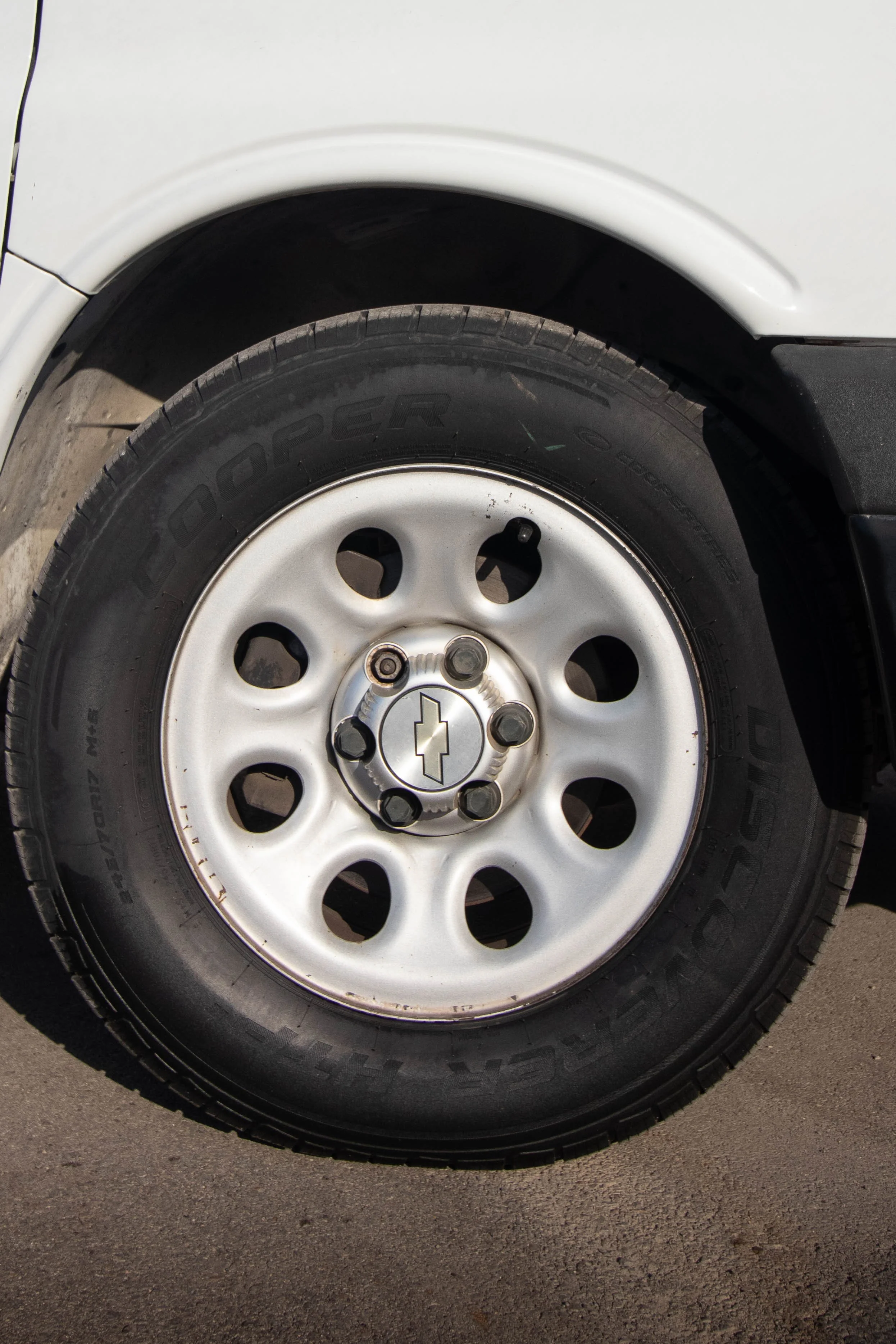 Nikaw Auto Sales_ Work Van-5559.JPG