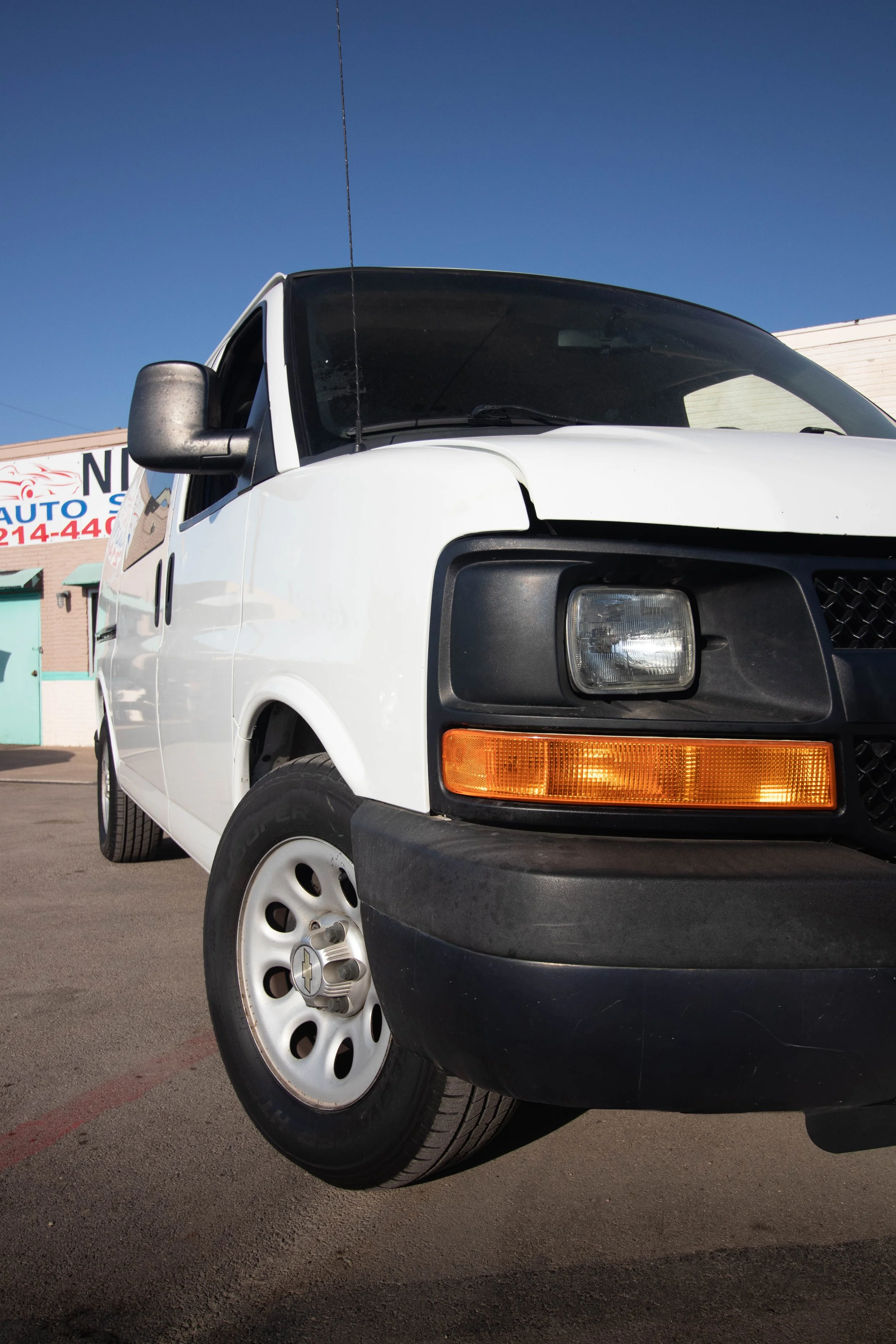 Nikaw Auto Sales_ Work Van-5563.JPG