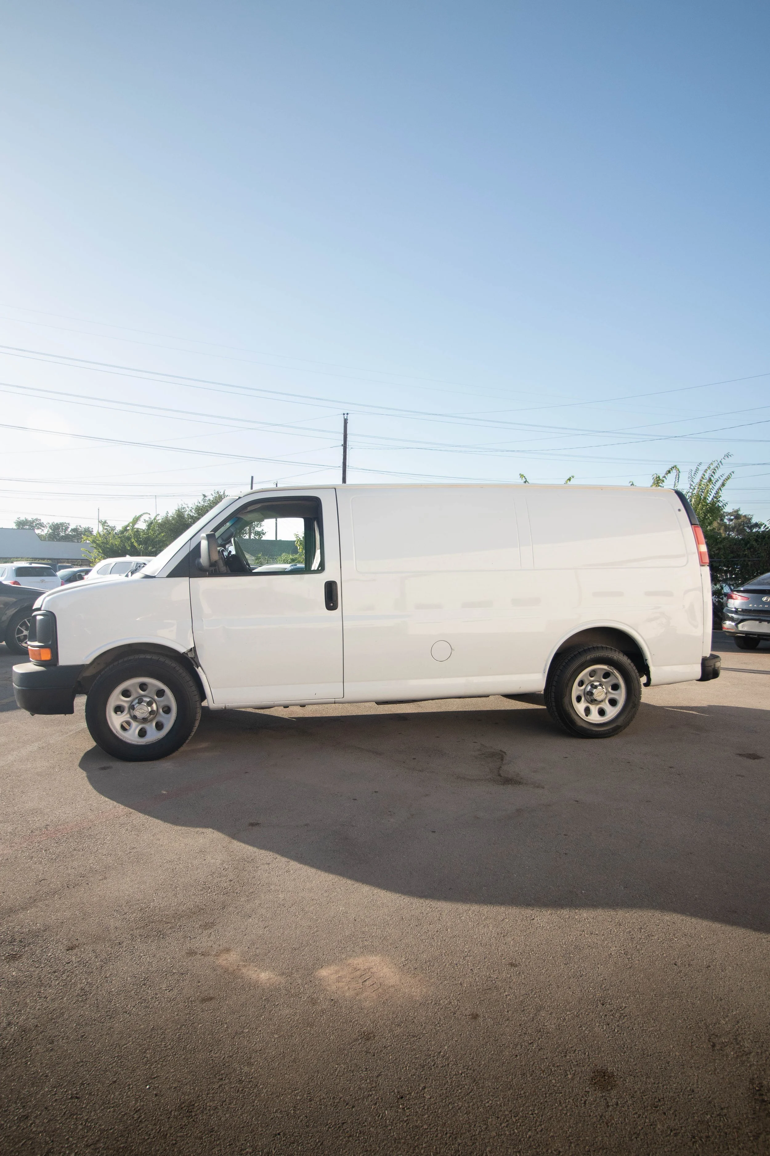 Nikaw Auto Sales_ Work Van-5578.JPG