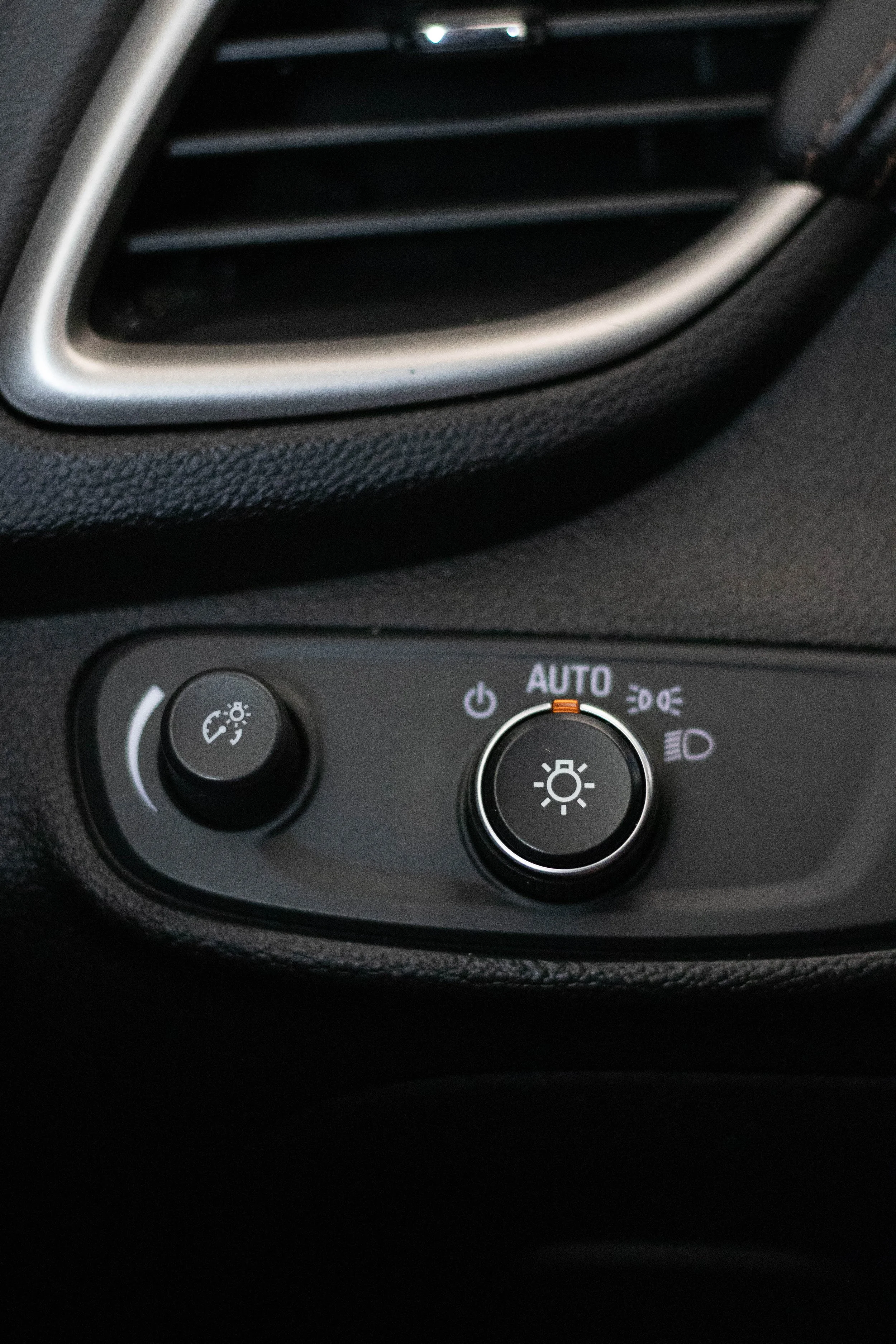 Nikaw Auto Sales_ Chevy-5456.JPG