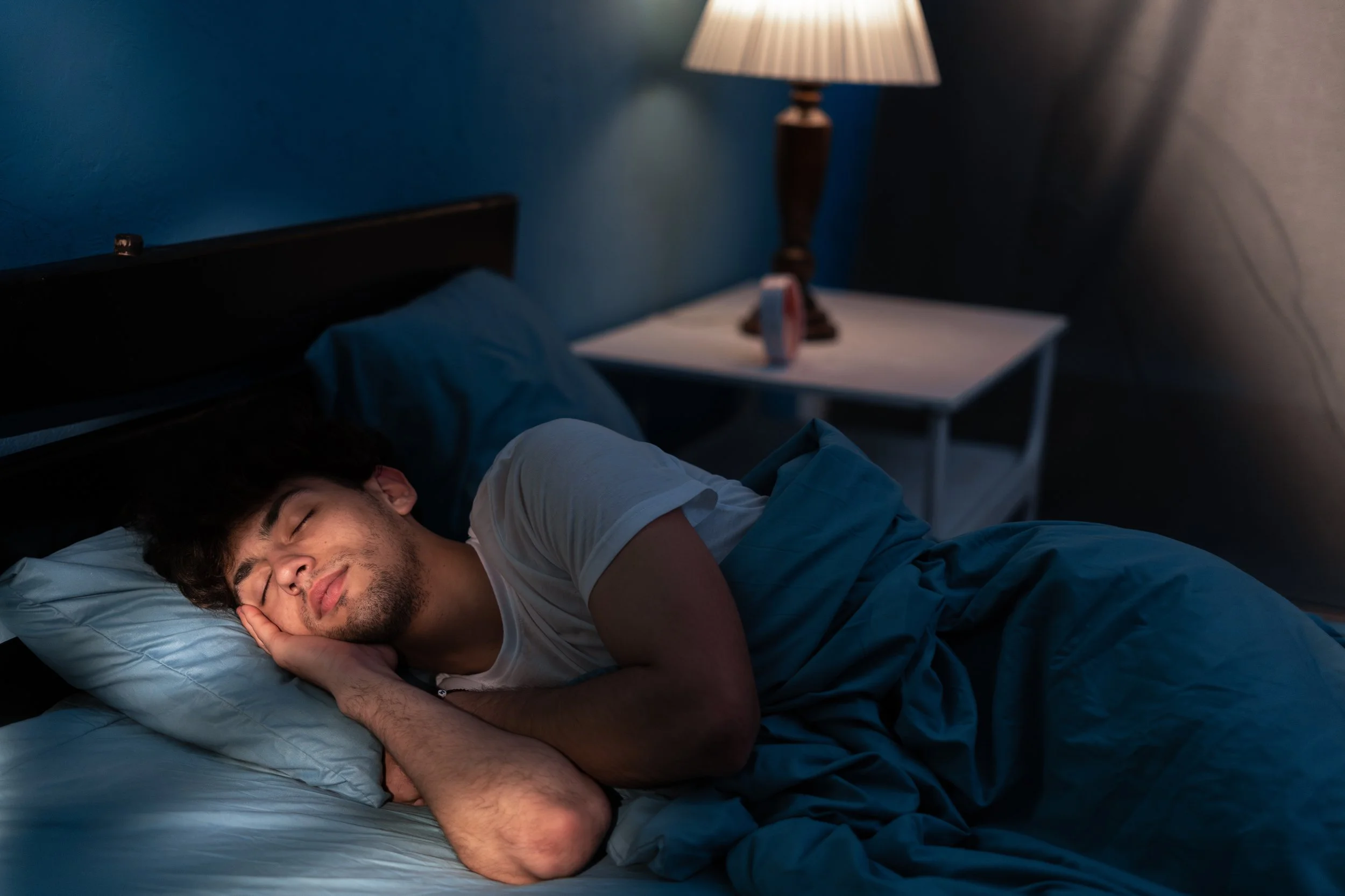 Want to sleep better naturally? Here are some simple tips to help you wind down and wake up feeling refreshed.
