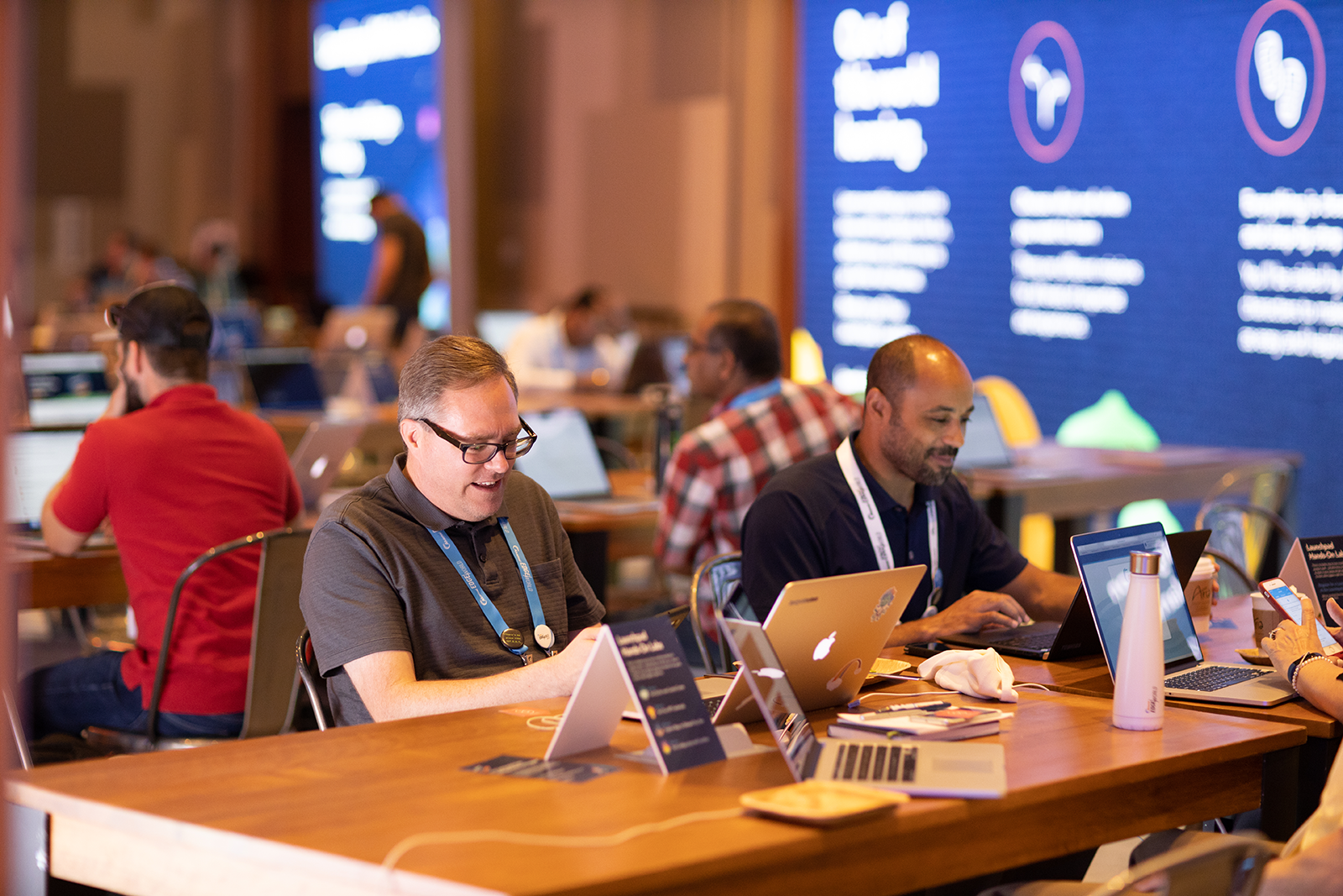 edgeworld-devops-lab2.webp