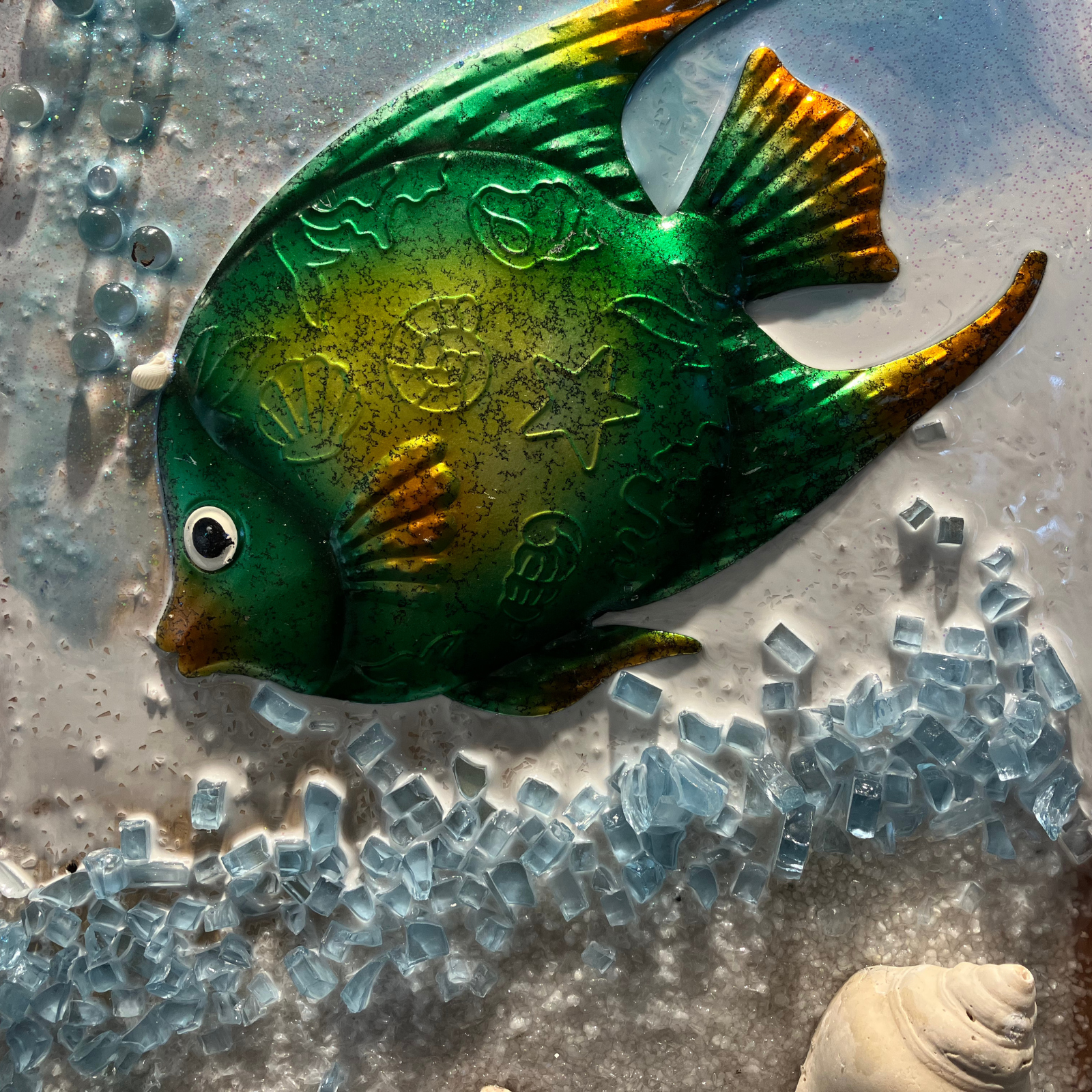 Solo Fish in Resin Art